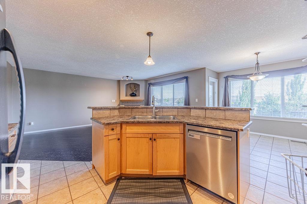 Photo 15 at 30 Cascade Crescent, Lakeland Ridge, Sherwood Park