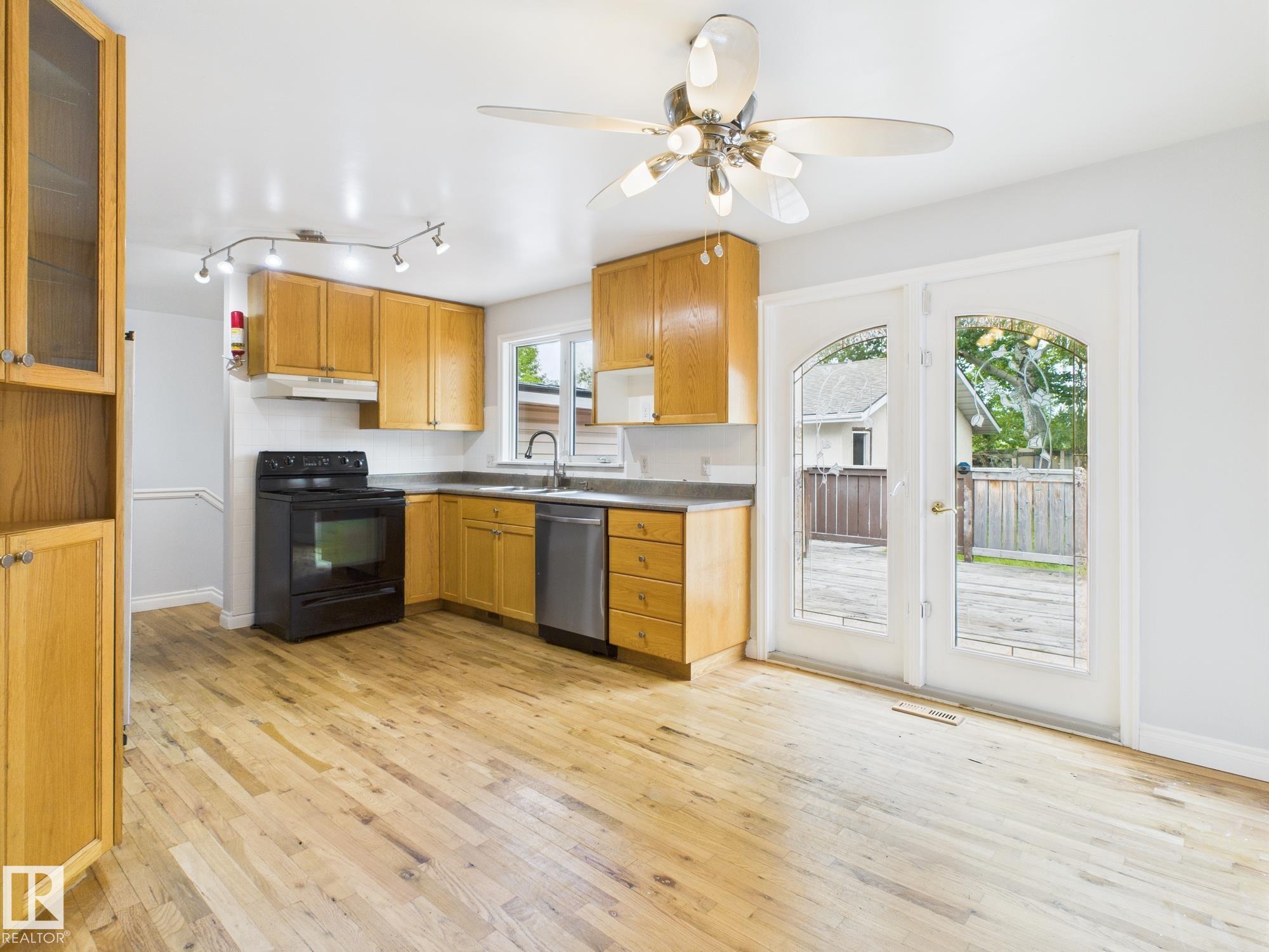 Photo 12 at 8525 92 Avenue, Pineview Fort Sask., Fort Saskatchewan