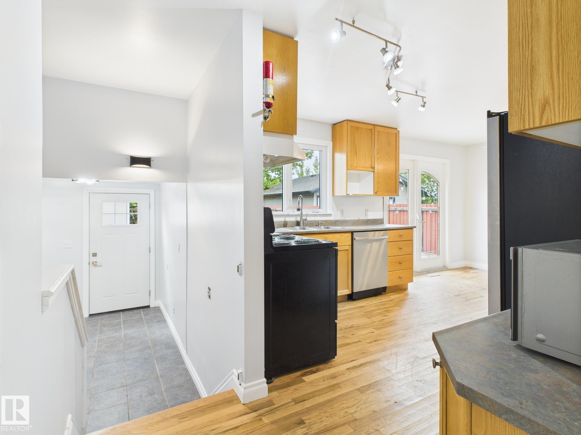 Photo 15 at 8525 92 Avenue, Pineview Fort Sask., Fort Saskatchewan
