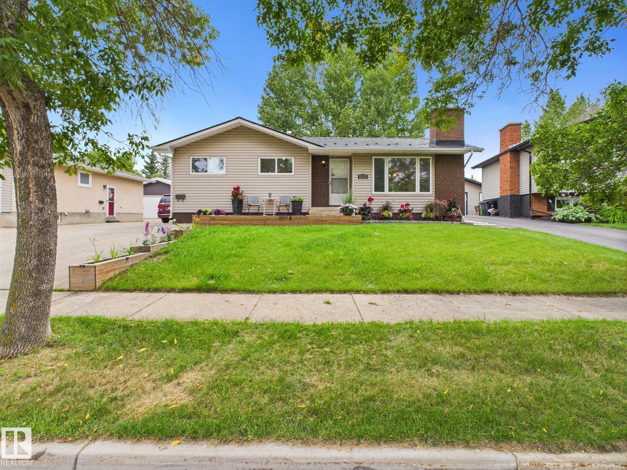 Photo 5 at 8525 92 Avenue, Pineview Fort Sask., Fort Saskatchewan