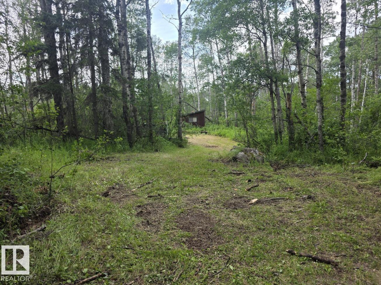Photo 2 at 18 - 26417 Twp Road 512, Edgewood Acres, Rural Parkland County