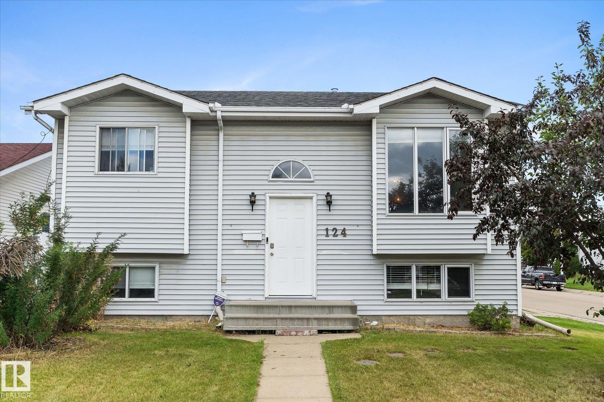 124 Klarvatten Road NW, Klarvatten, Edmonton 