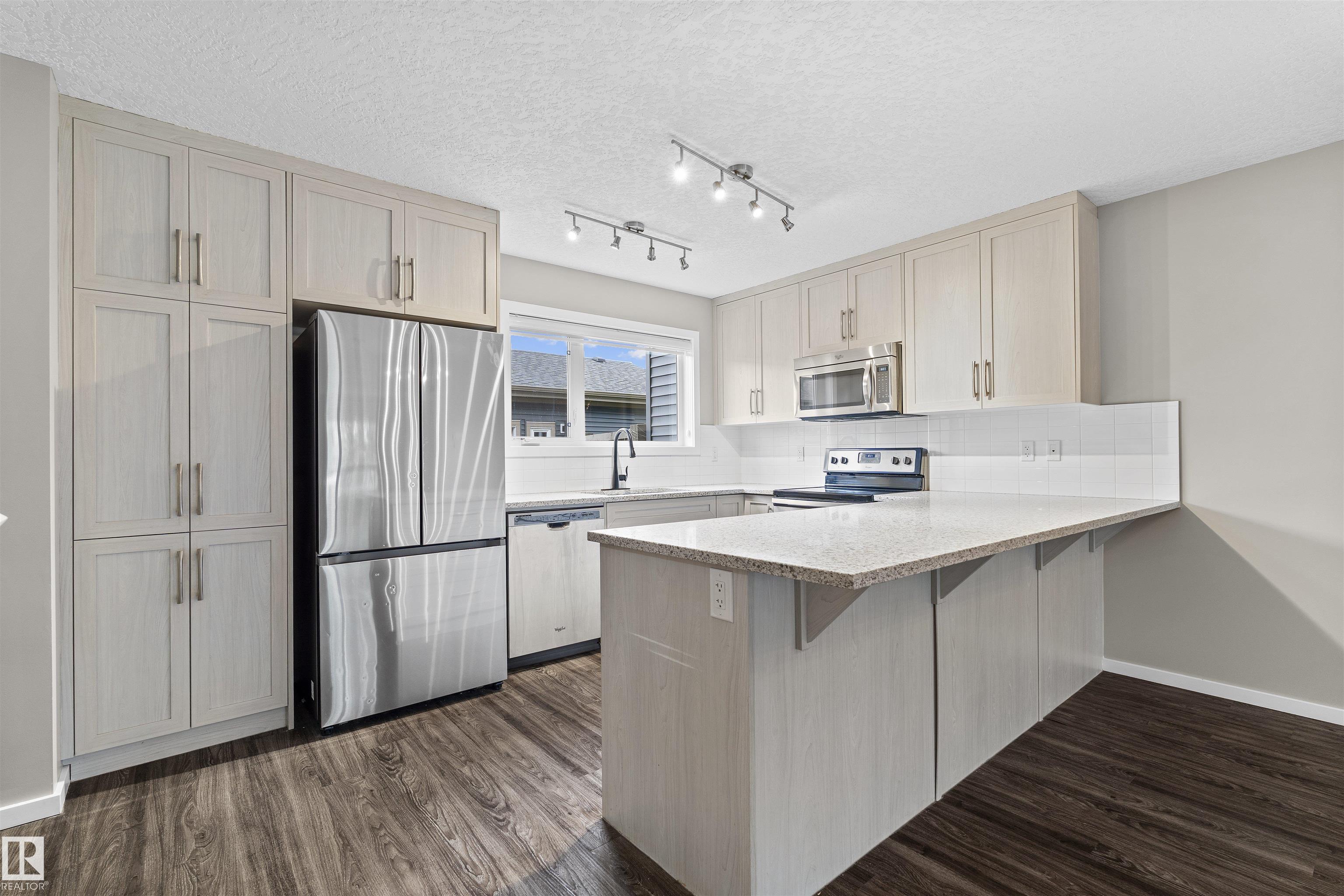Photo 7 at 3072 Paisley Green green SW, Paisley, Edmonton