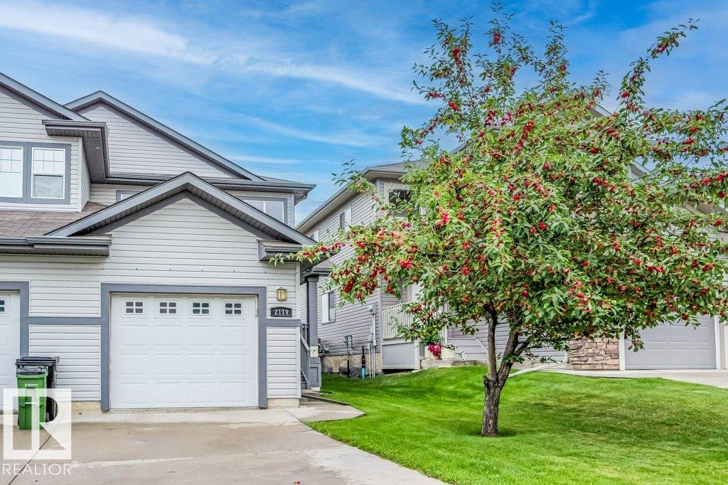 2119 28 Street NW, Laurel, Edmonton 