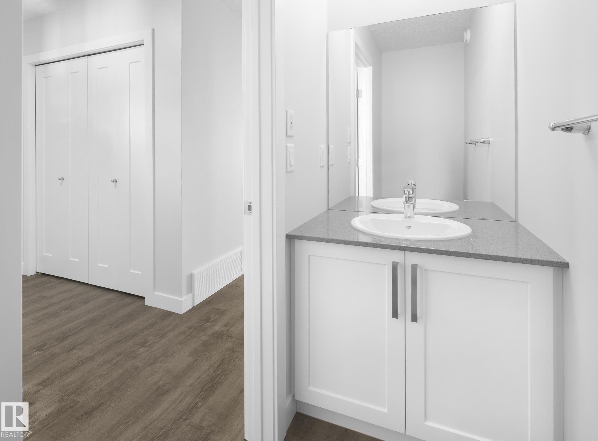 Photo 5 at 760 Berg Loop, Black Stone, Leduc