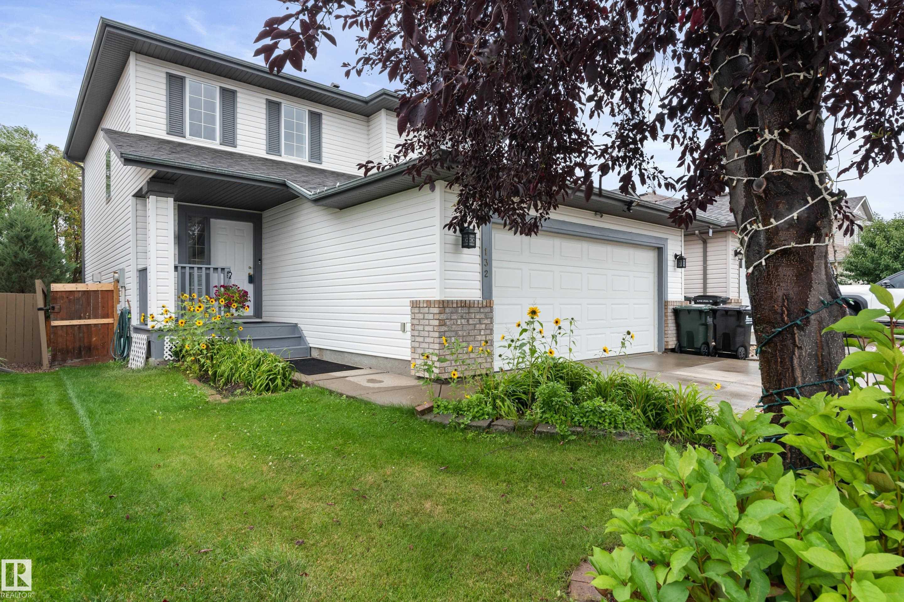 Photo 2 at 132 Foxboro Terrace, Foxboro, Sherwood Park
