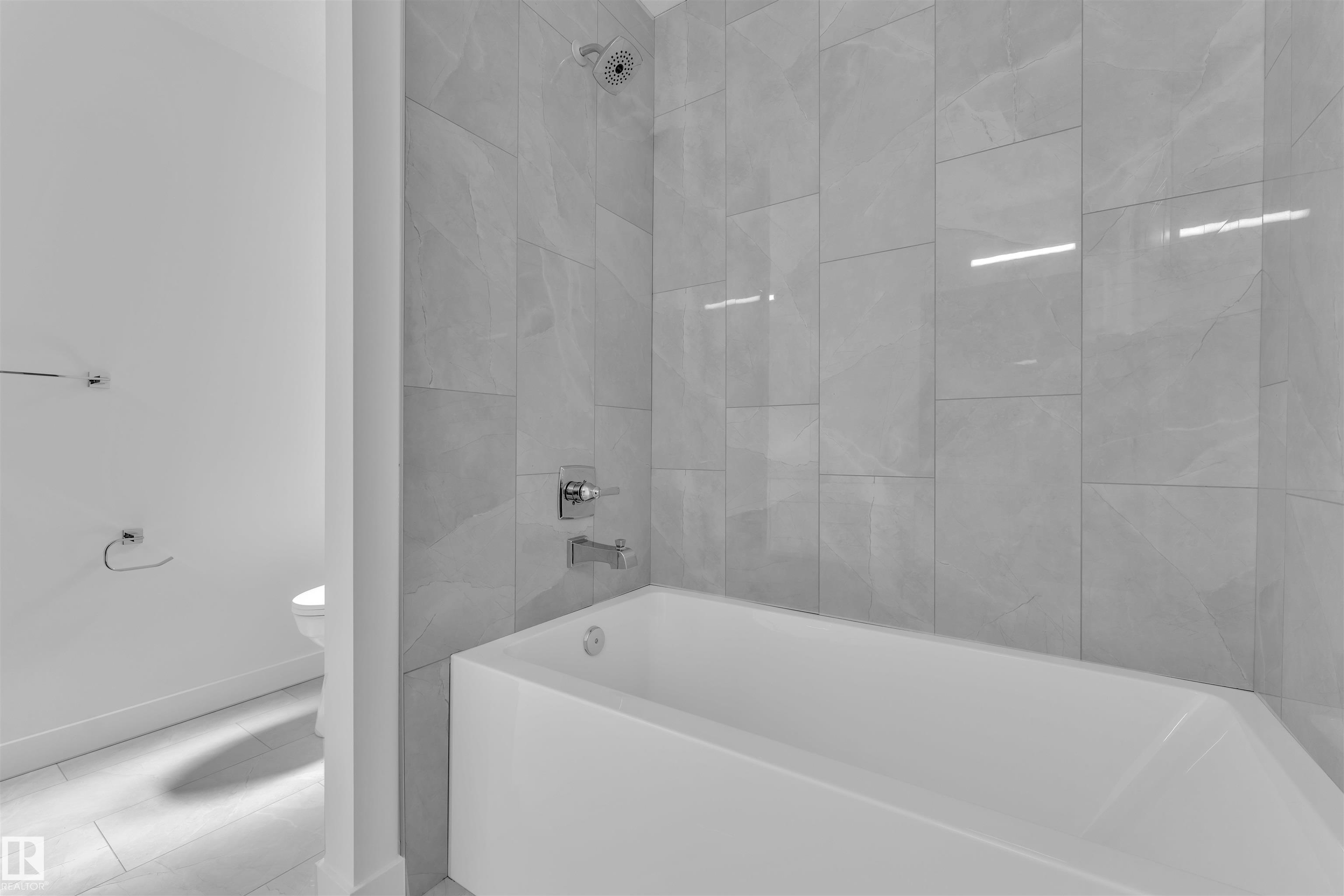 Photo 24 at 110 Mitchell Bend, Meadowview Park, Leduc