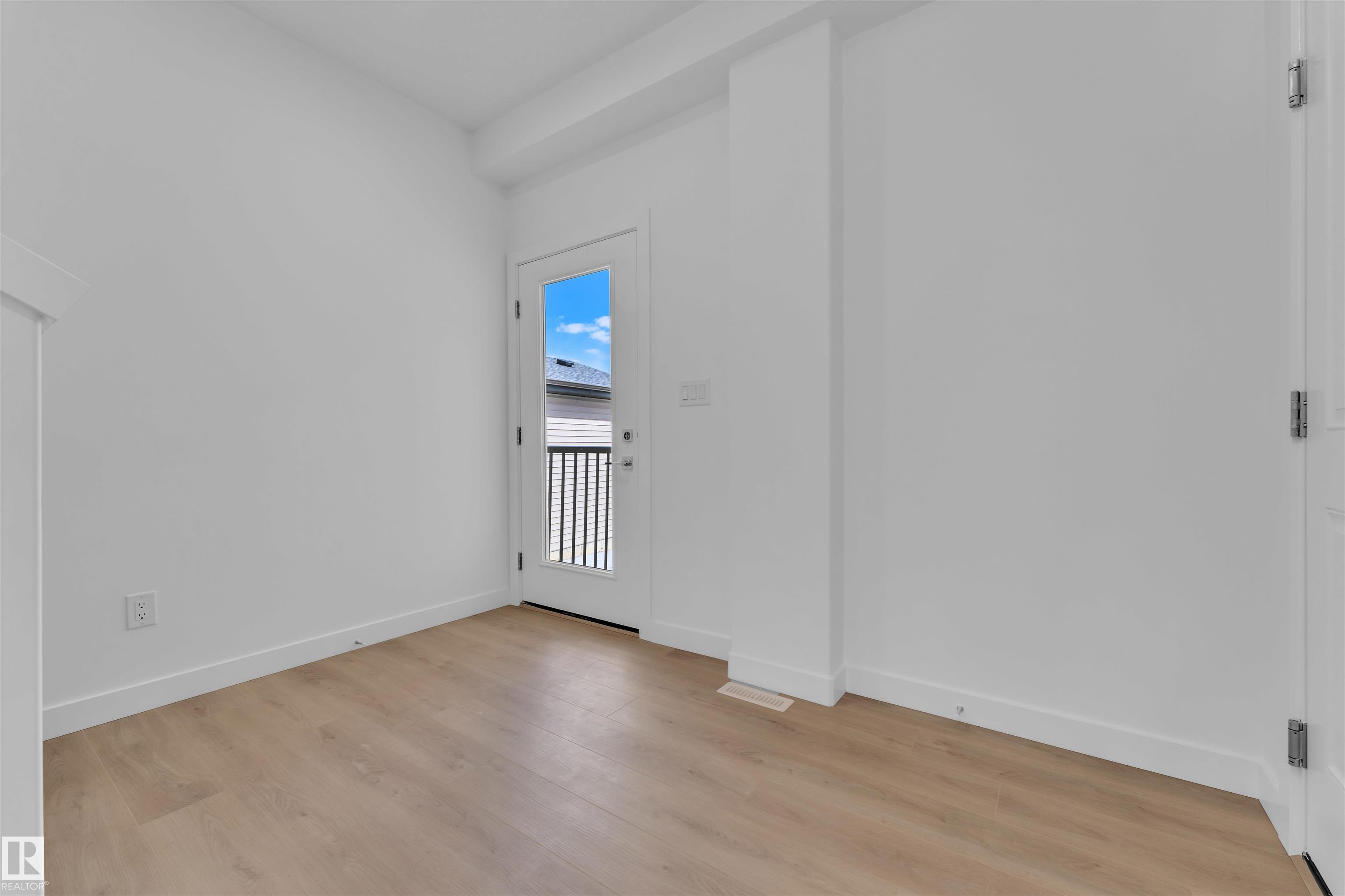Photo 4 at 110 Mitchell Bend, Meadowview Park, Leduc