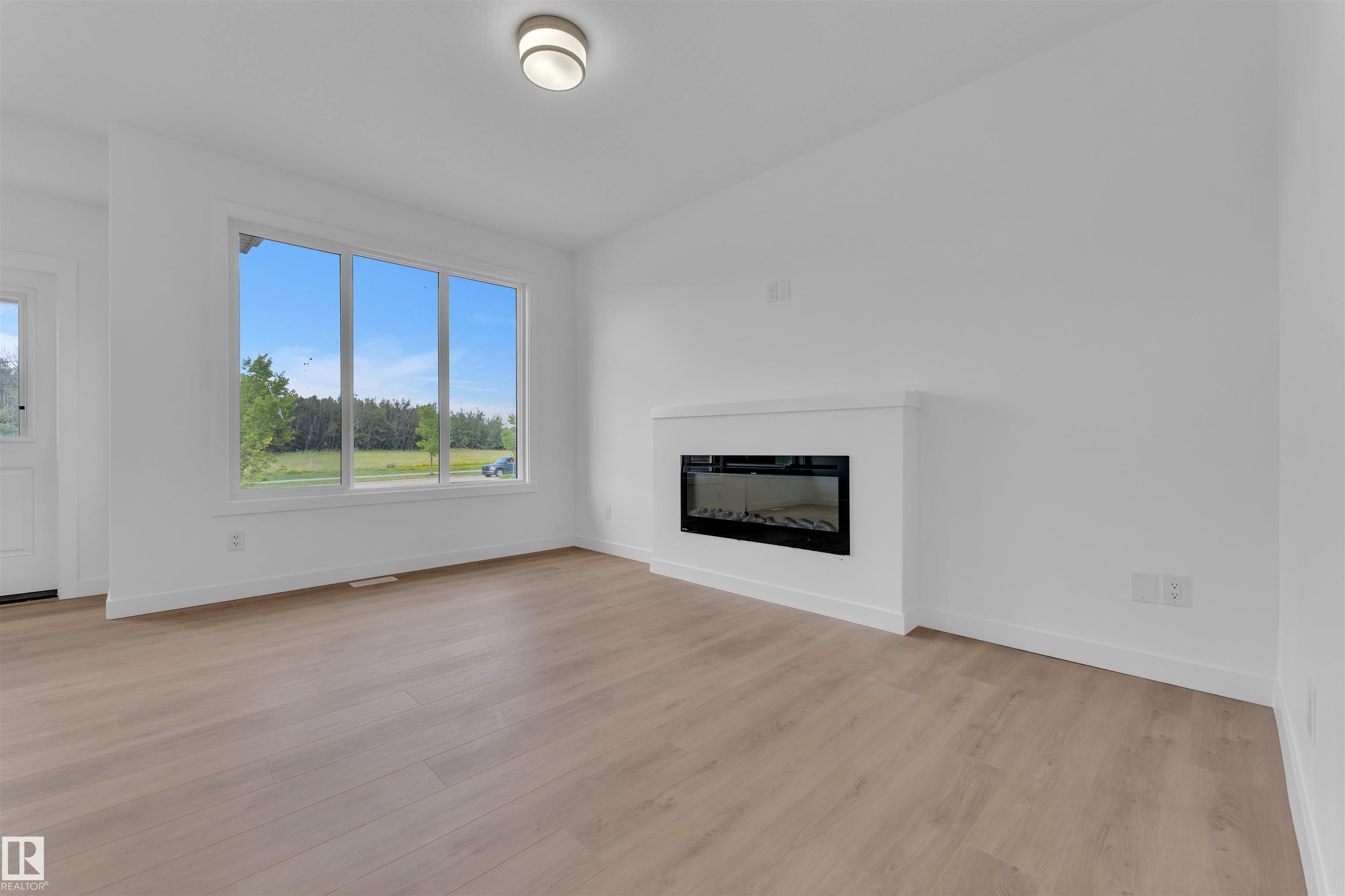 Photo 7 at 110 Mitchell Bend, Meadowview Park, Leduc