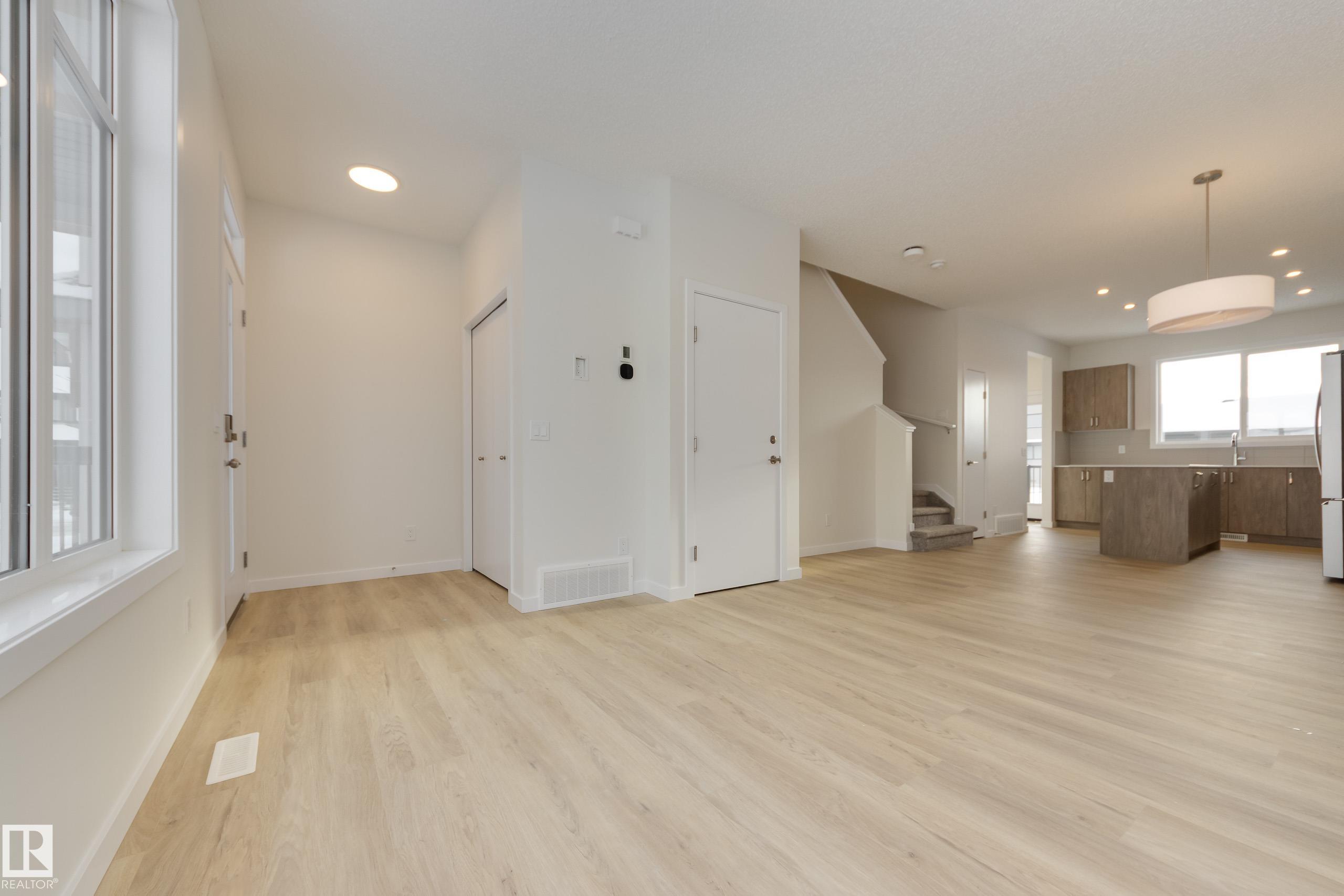 Picture for 307 173 AV NW