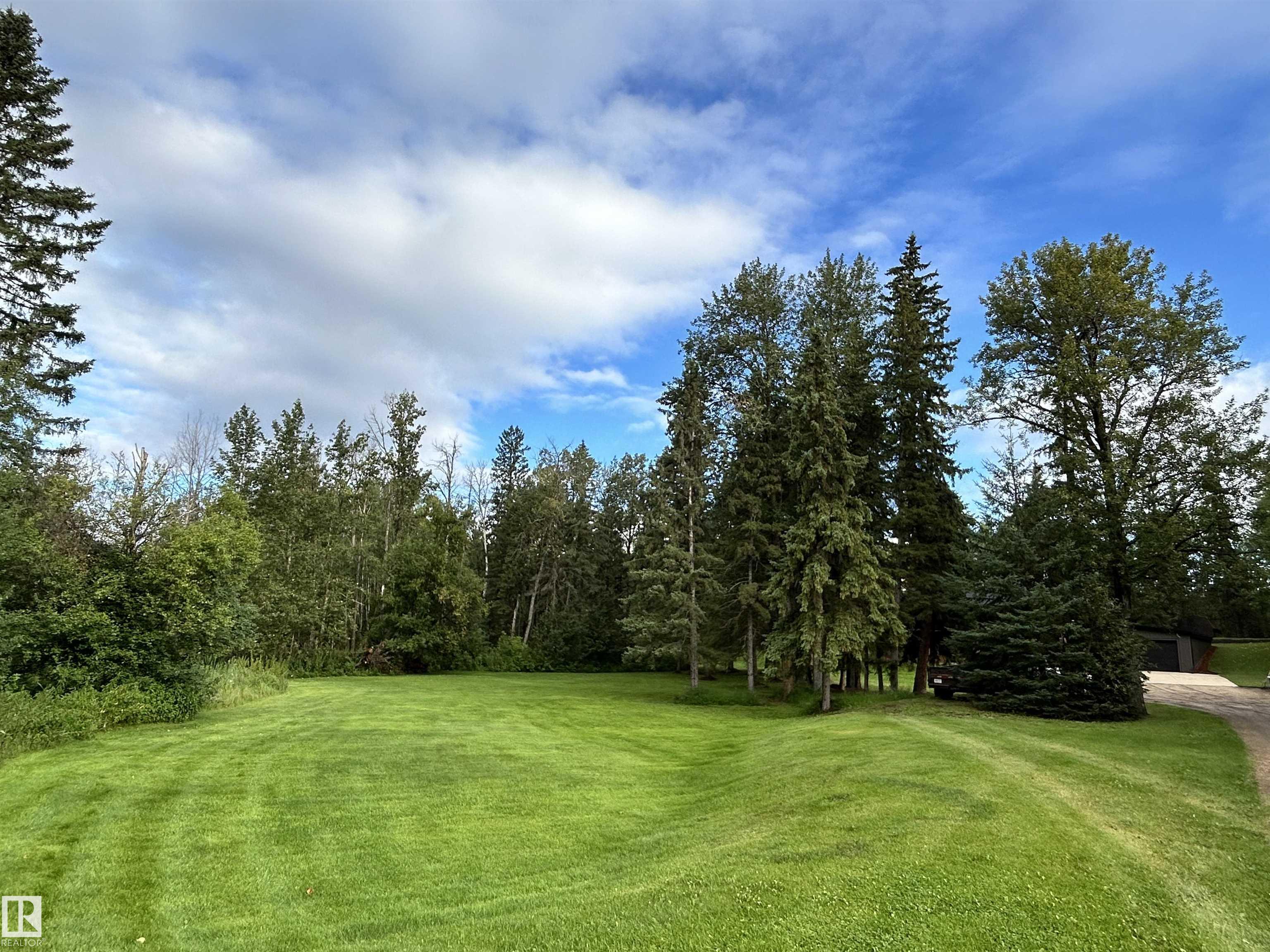 Photo 12 at 133 - 22430 Twp Road 520, Spruce Bend, Rural Strathcona County