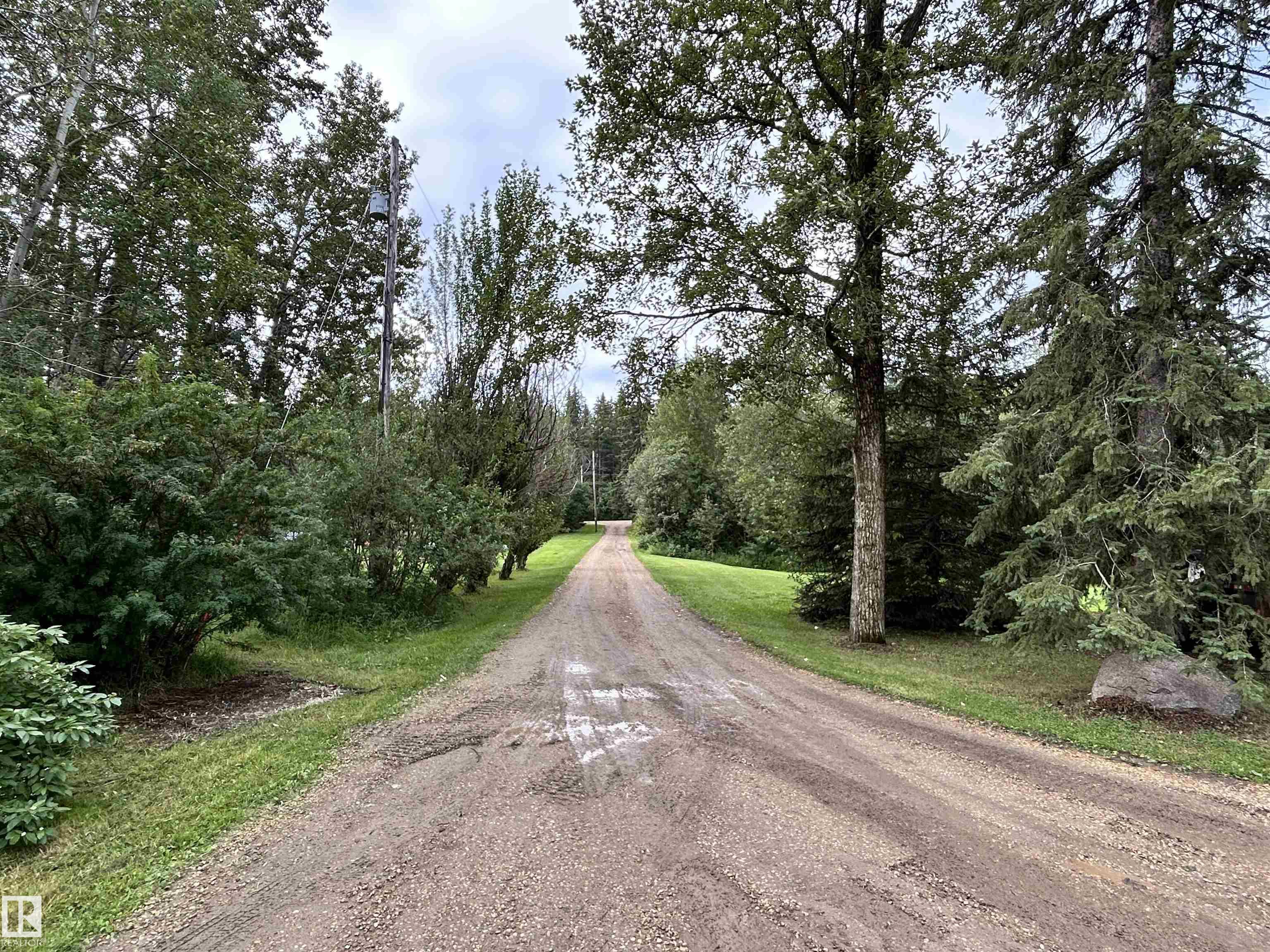 Photo 3 at 133 - 22430 Twp Road 520, Spruce Bend, Rural Strathcona County