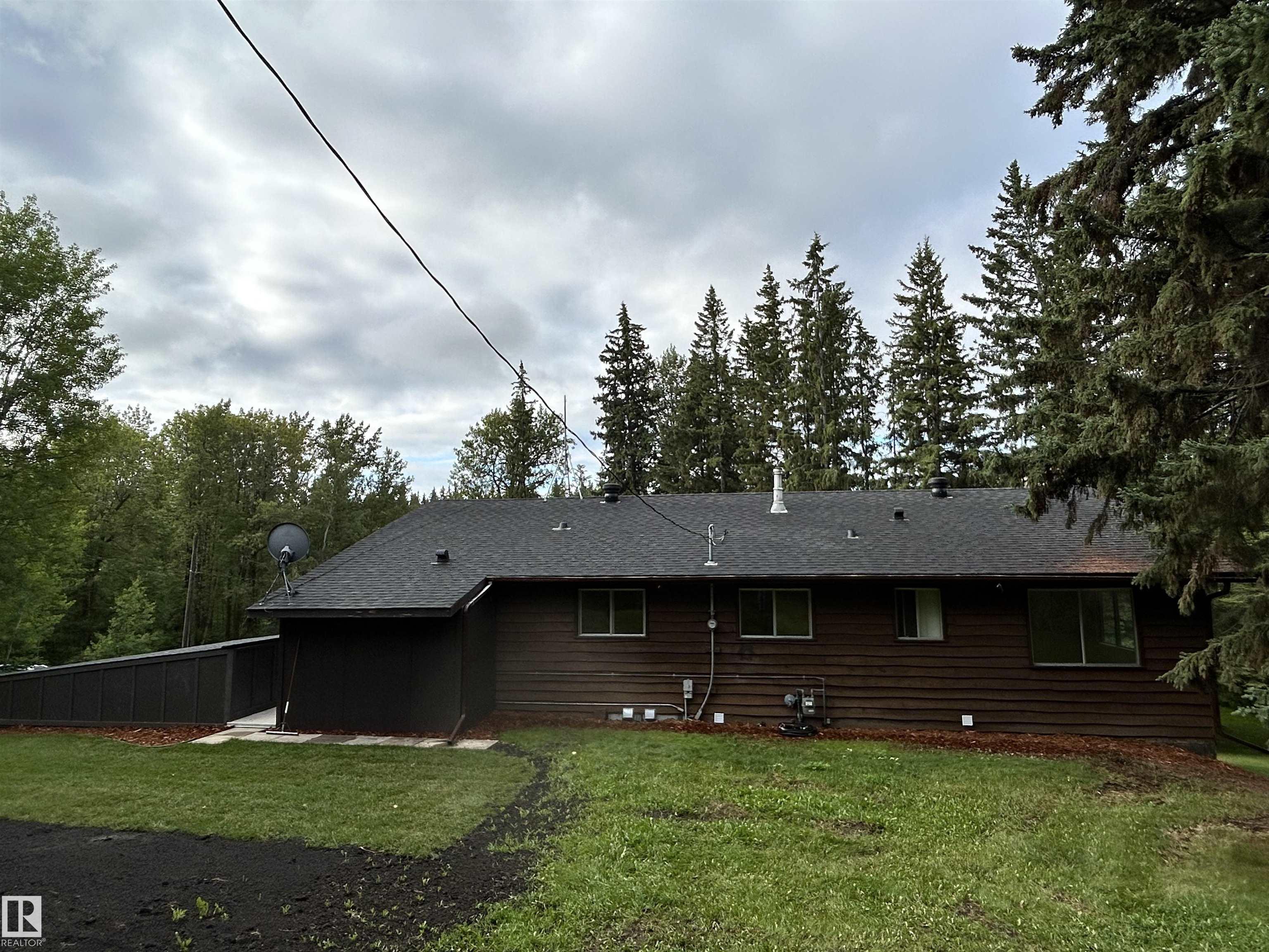 Photo 7 at 133 - 22430 Twp Road 520, Spruce Bend, Rural Strathcona County