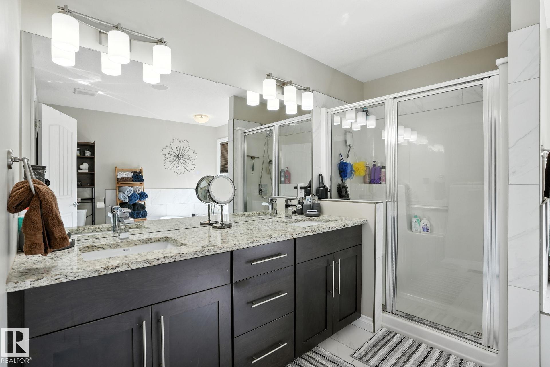 Photo 18 at 4 Lincoln Gate, Stoneshire, Spruce Grove