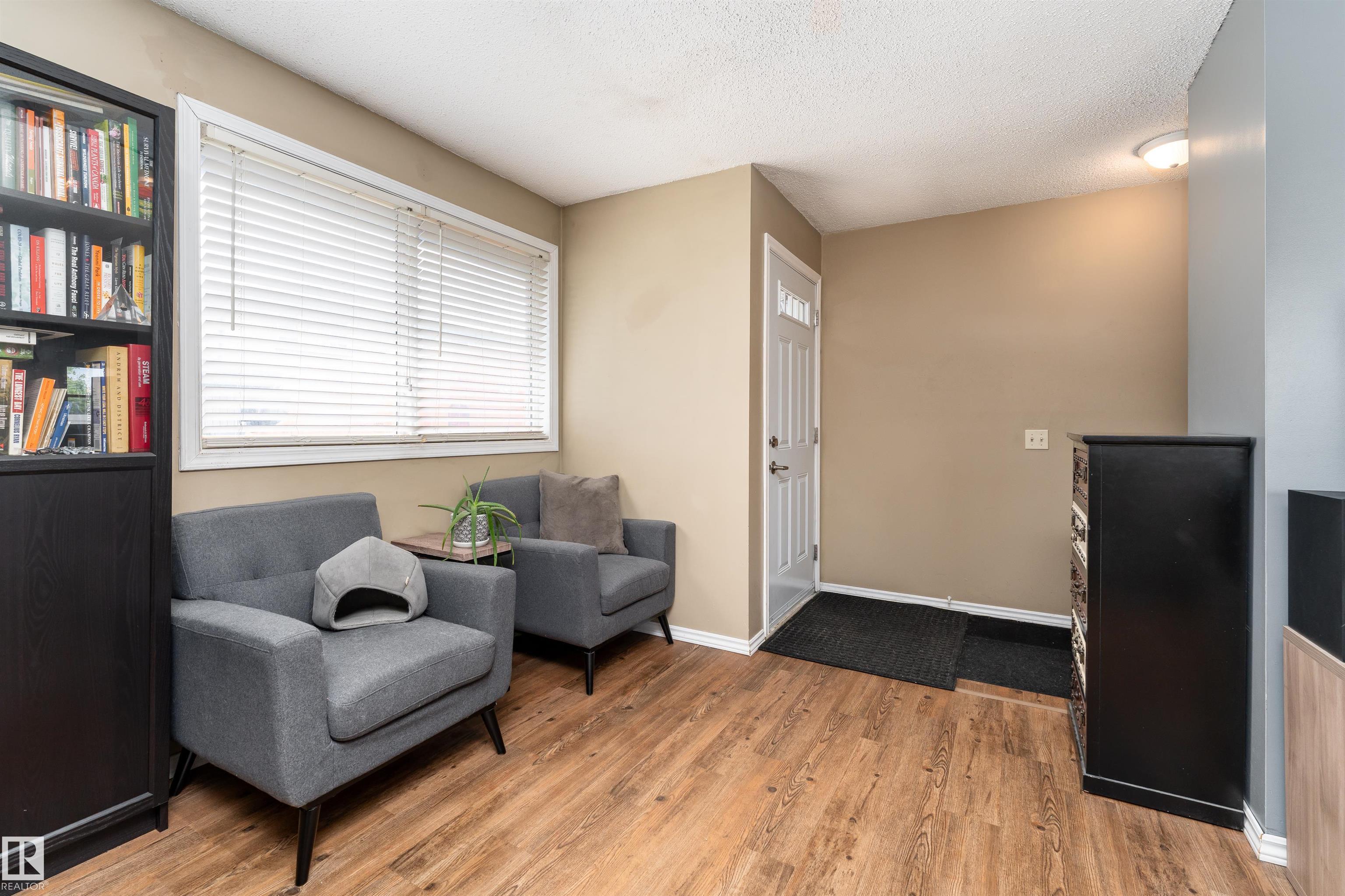 Photo 7 at 118 - 8930 99 Avenue, Pineview Fort Sask., Fort Saskatchewan