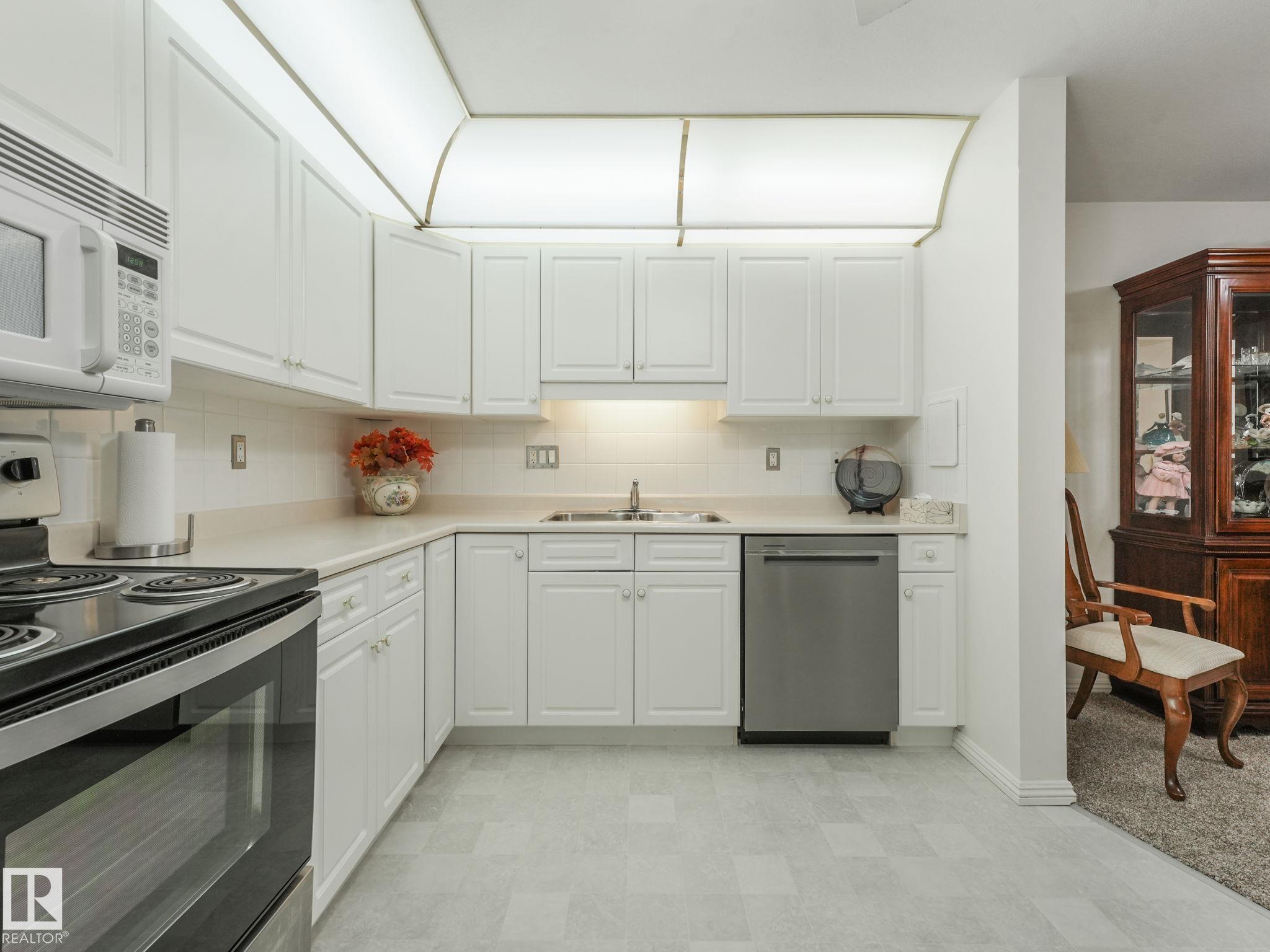 Photo 25 at 303 - 6220 Fulton Road NW, Fulton Place, Edmonton