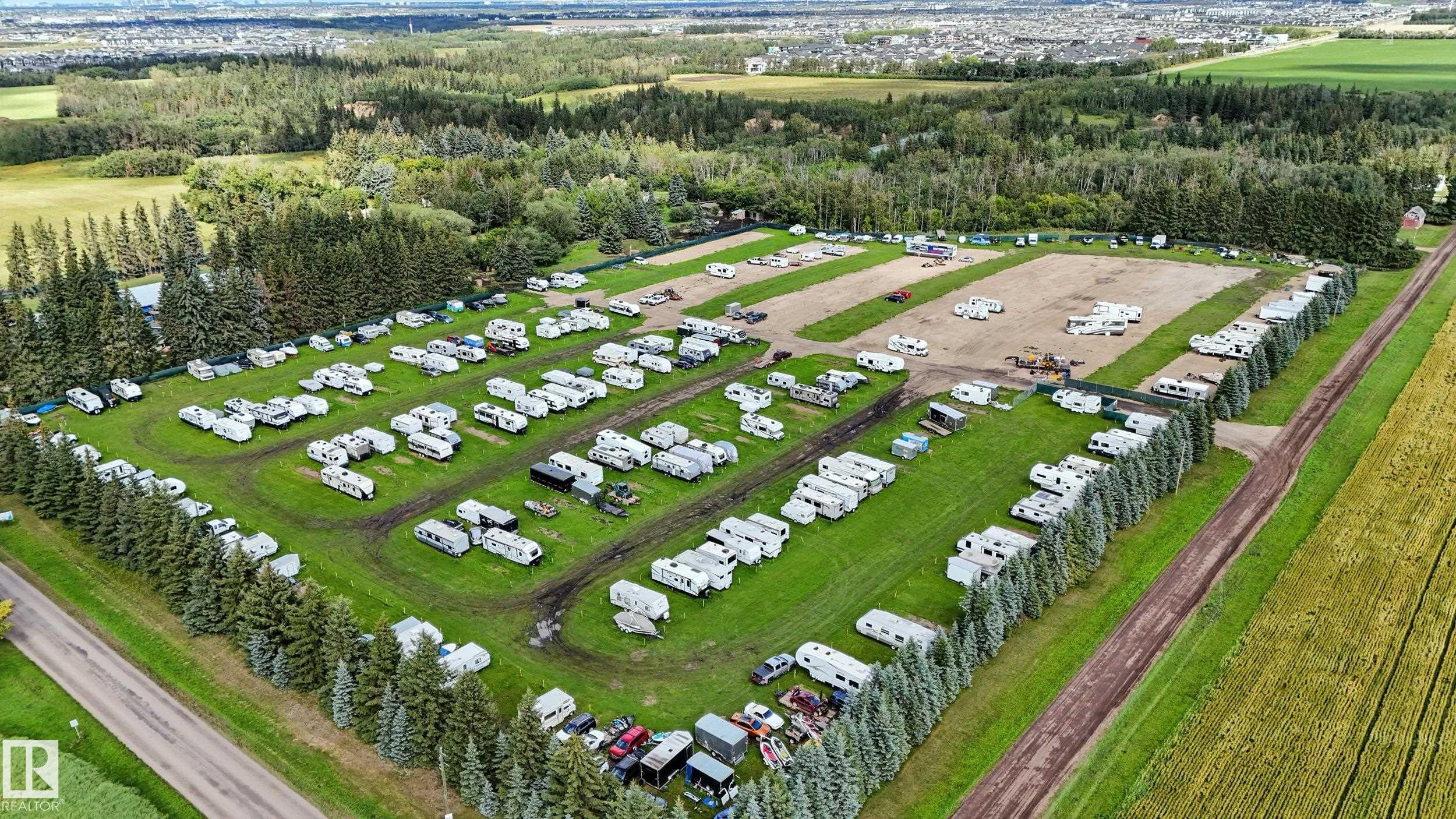 http://cdnparap120.paragonrels.com/ParagonImages/Property/p12/RAE/225366544/1/0/0/495bfae813b17bc706288c8c1be7a804/1/ee7efae125891f9e882f8297e67d7ad7/225366544-3c133dfb-77b7-4381-801a-12053392790a.JPG