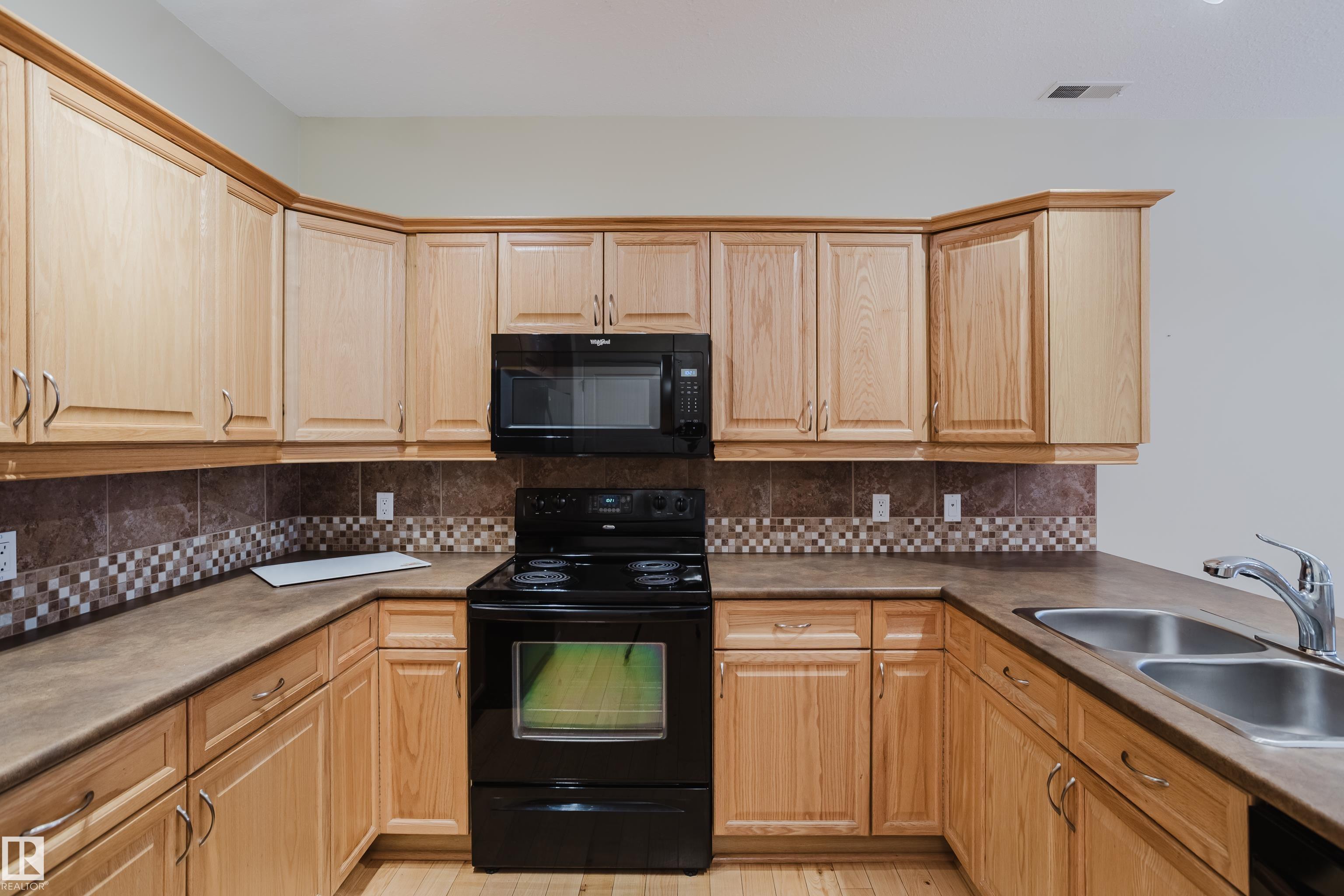 Photo 8 at 409 - 160 Magrath Road NW, Magrath Heights, Edmonton