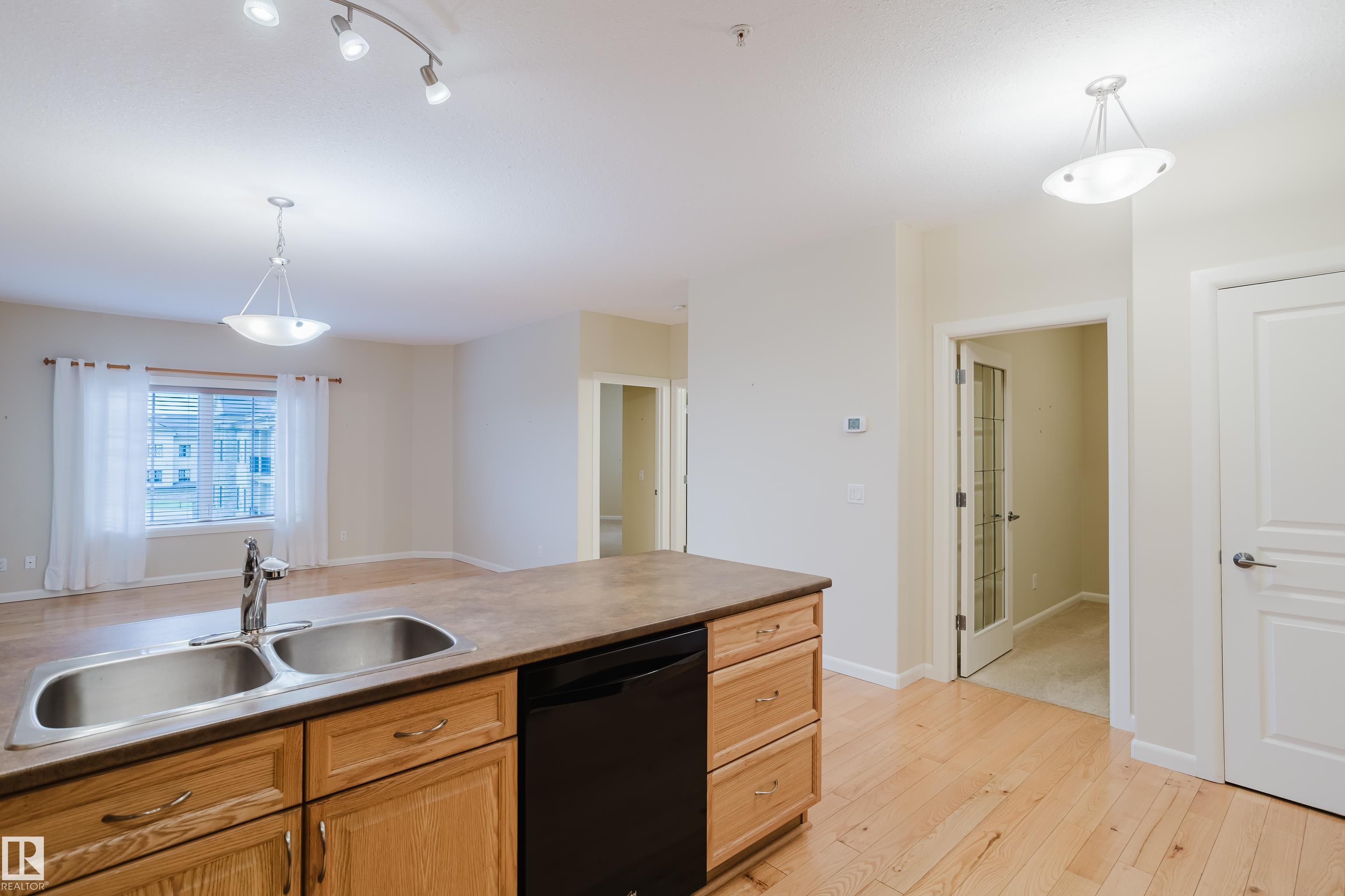 Photo 9 at 409 - 160 Magrath Road NW, Magrath Heights, Edmonton