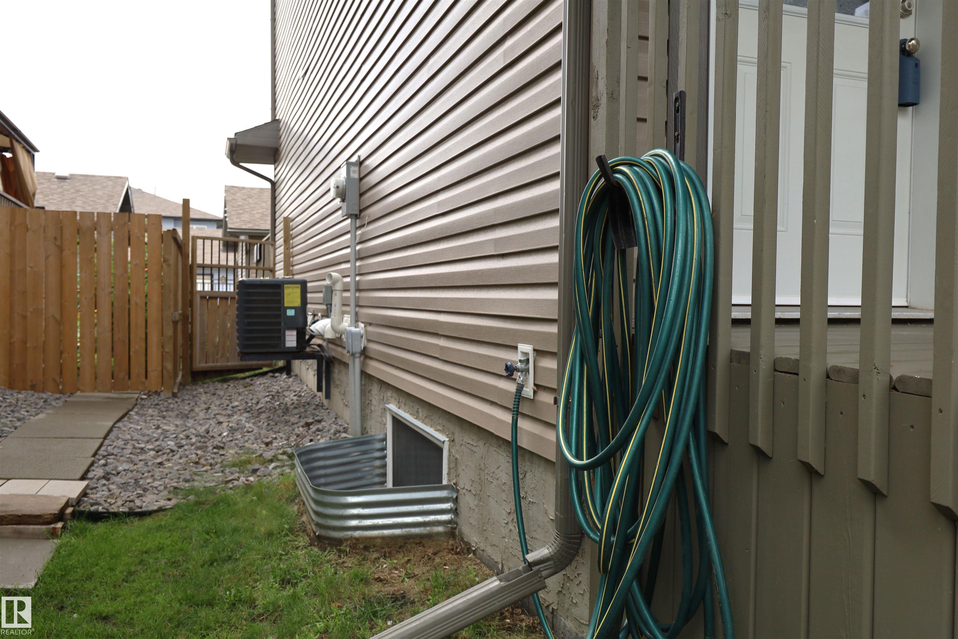 Photo 6 at 37 Radcliffe Wynd, South Fort, Fort Saskatchewan