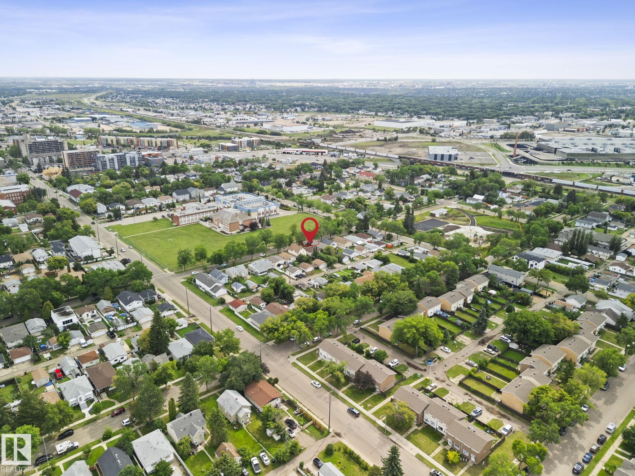 Photo 38 at 12822 70 Street NW, Balwin, Edmonton