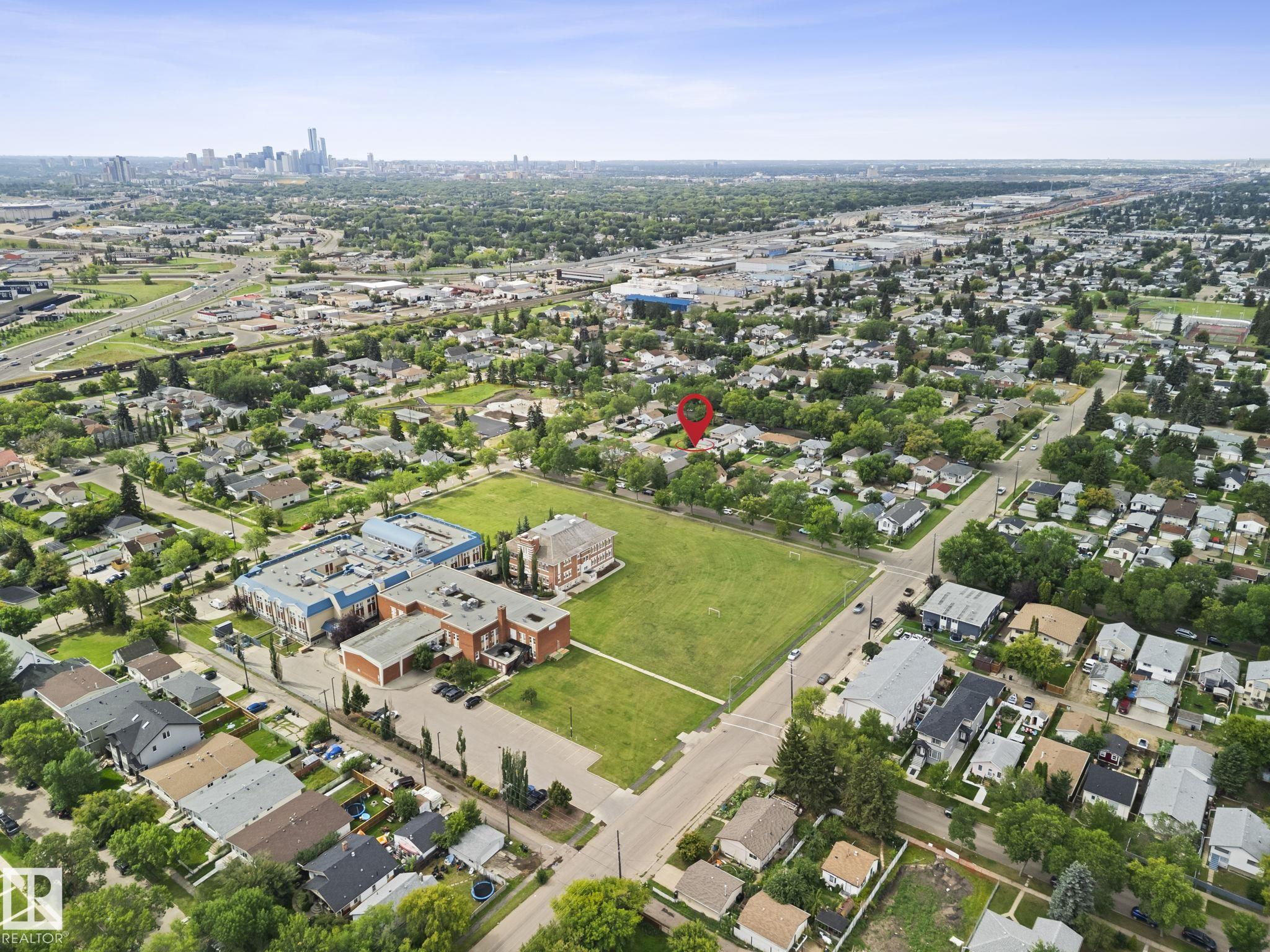 Photo 41 at 12822 70 Street NW, Balwin, Edmonton