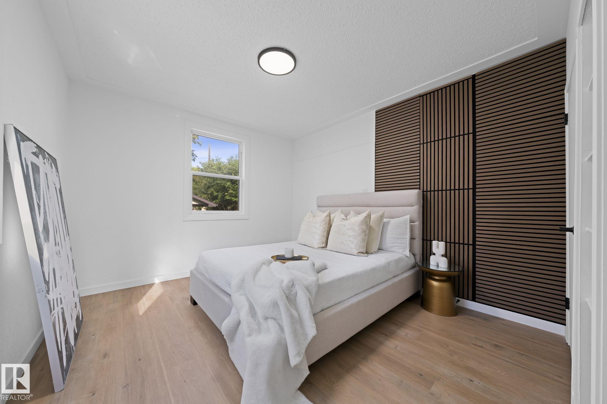 Photo 8 at 12822 70 Street NW, Balwin, Edmonton