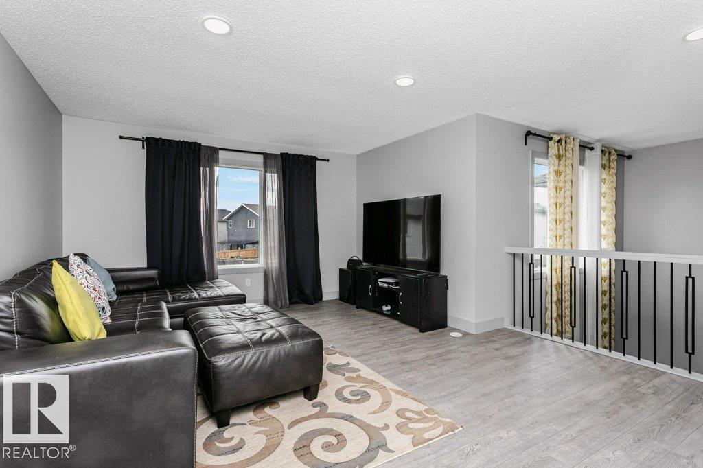 Photo 32 at 2257 57 Street SW, Walker, Edmonton