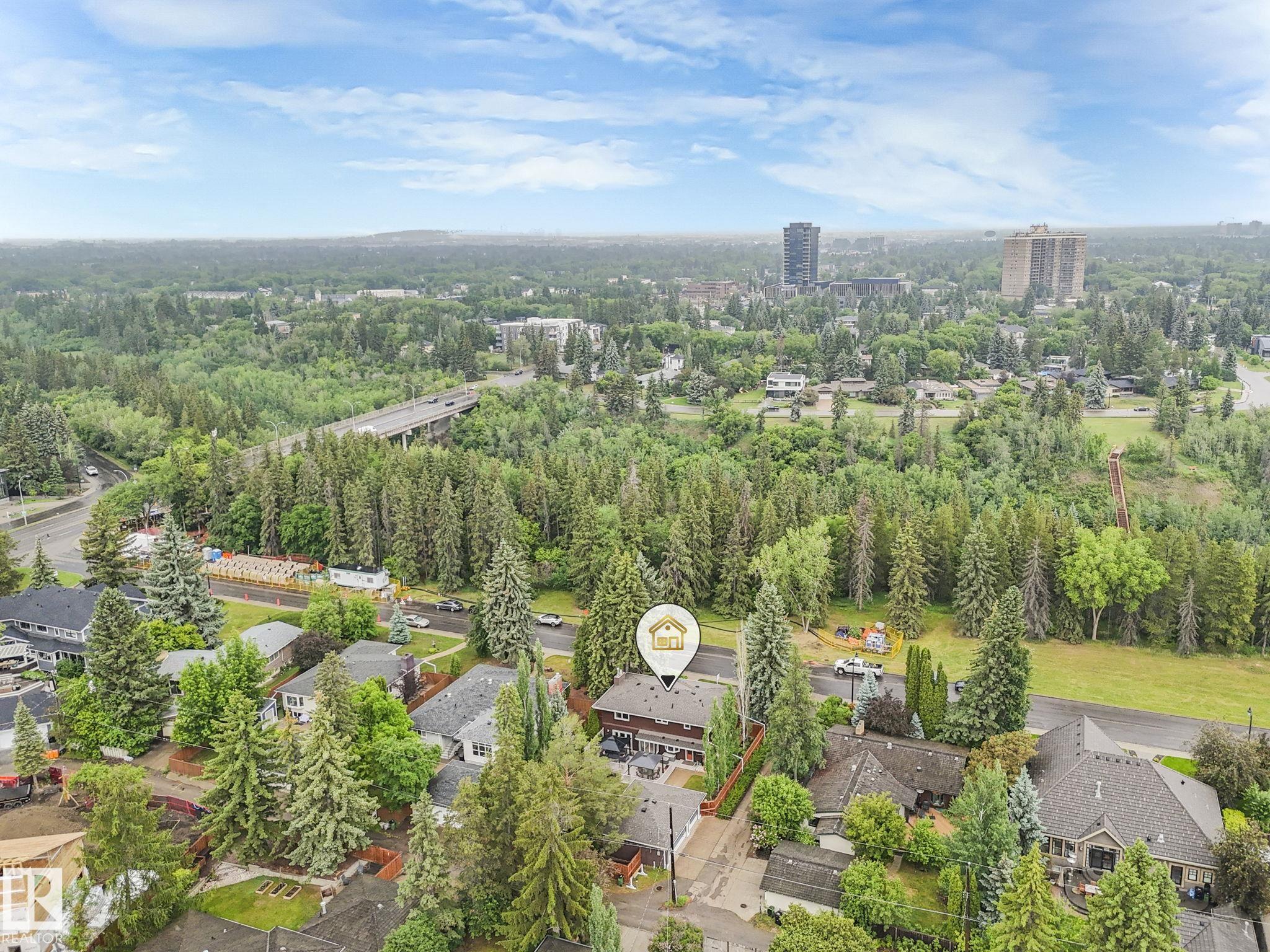 http://cdnparap120.paragonrels.com/ParagonImages/Property/p12/RAE/225366612/6/0/0/18df89d659271d9e9f8dae4804d13ef1/1/44afd39bdee313c82ffca7b14337e5e0/225366612-7B4AB9FD-C35E-405B-8850-3FC82DC42C10.JPG