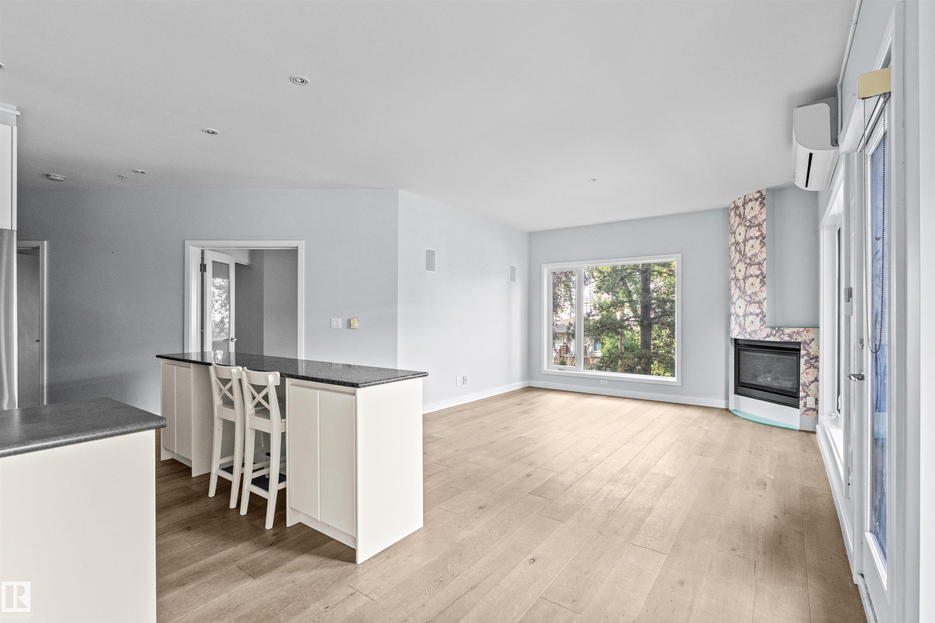 Photo 25 at 204 - 11415 100 Avenue NW, Wîhkwêntôwin, Edmonton