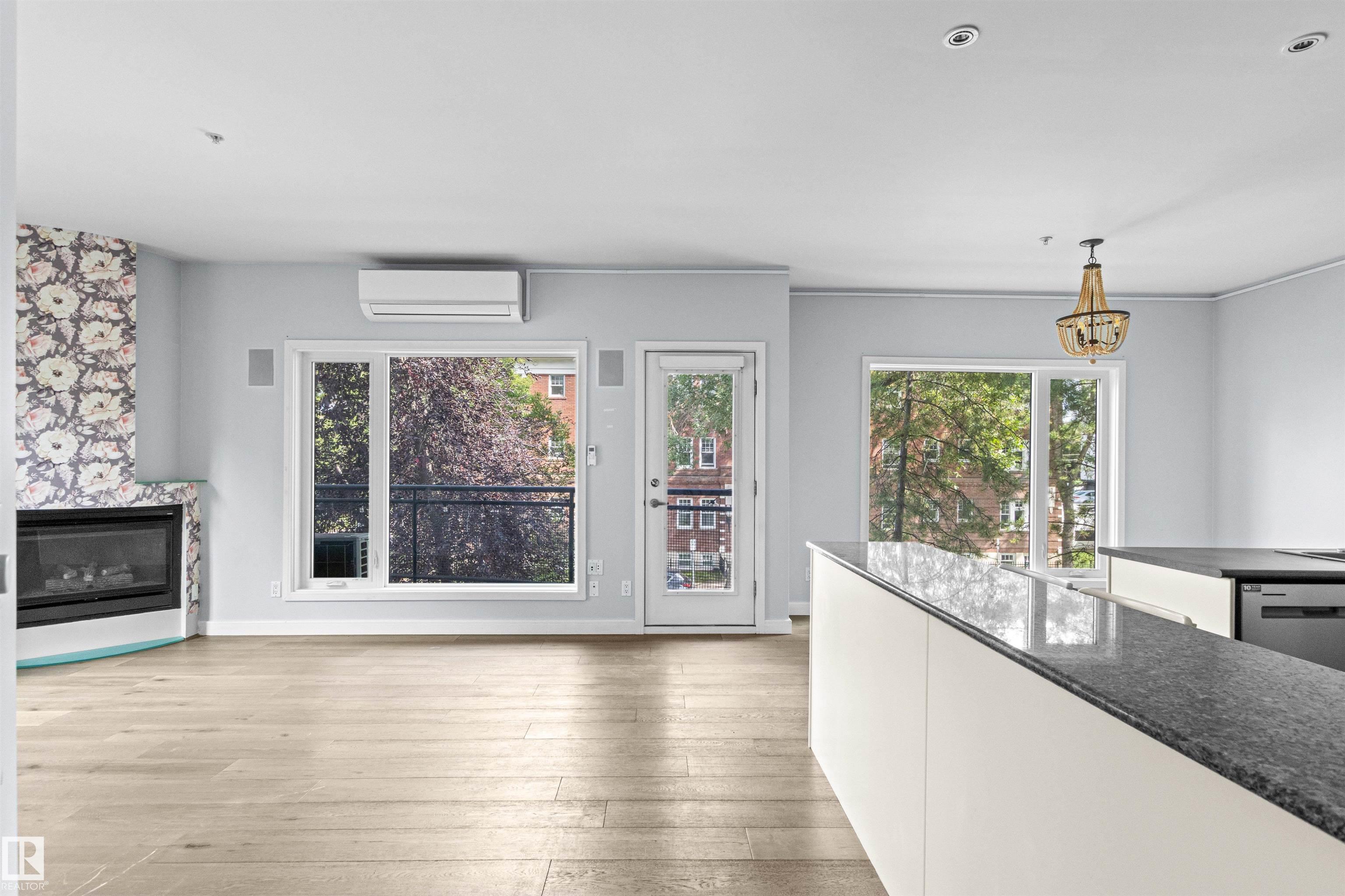 Photo 29 at 204 - 11415 100 Avenue NW, Wîhkwêntôwin, Edmonton