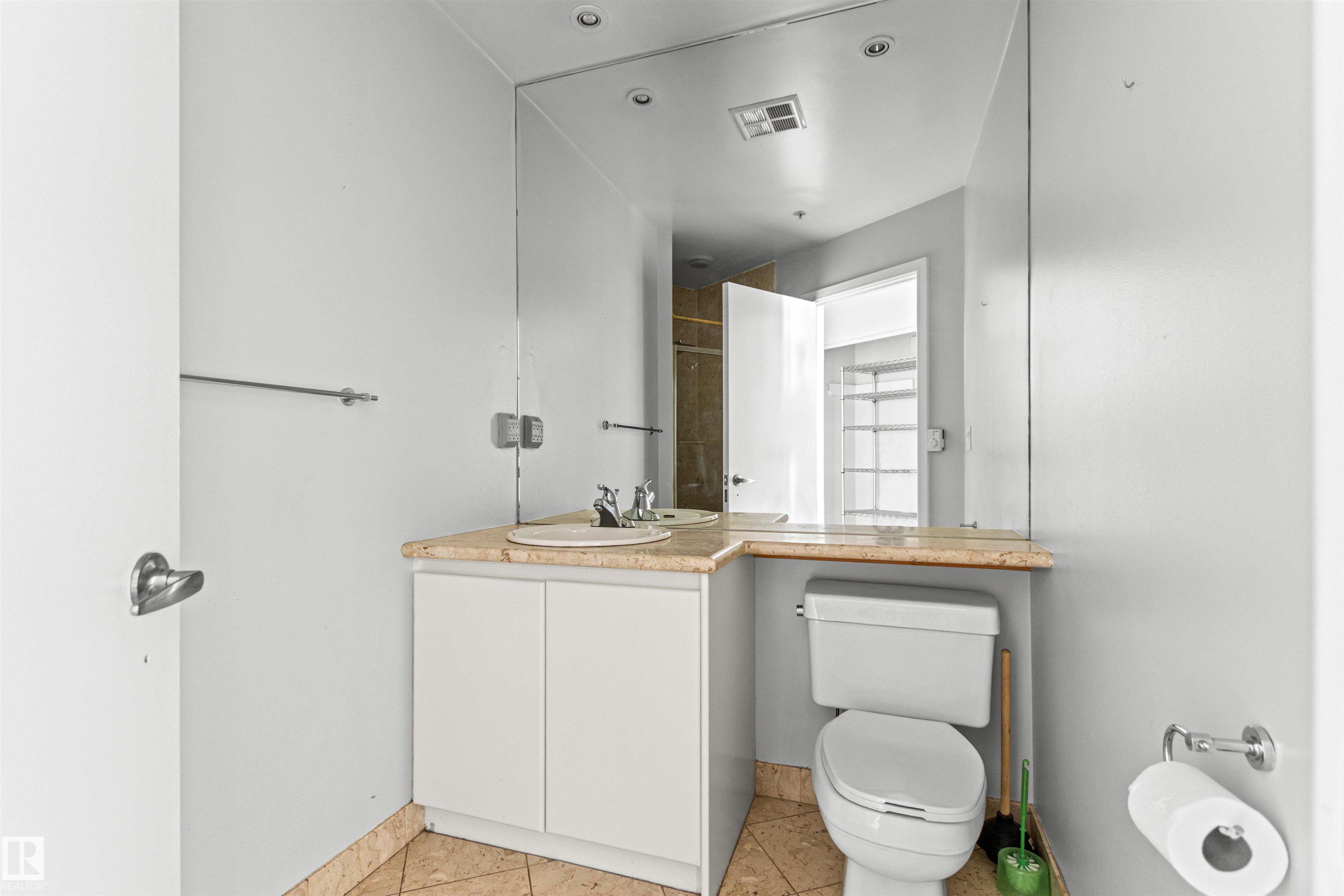 Photo 41 at 204 - 11415 100 Avenue NW, Wîhkwêntôwin, Edmonton