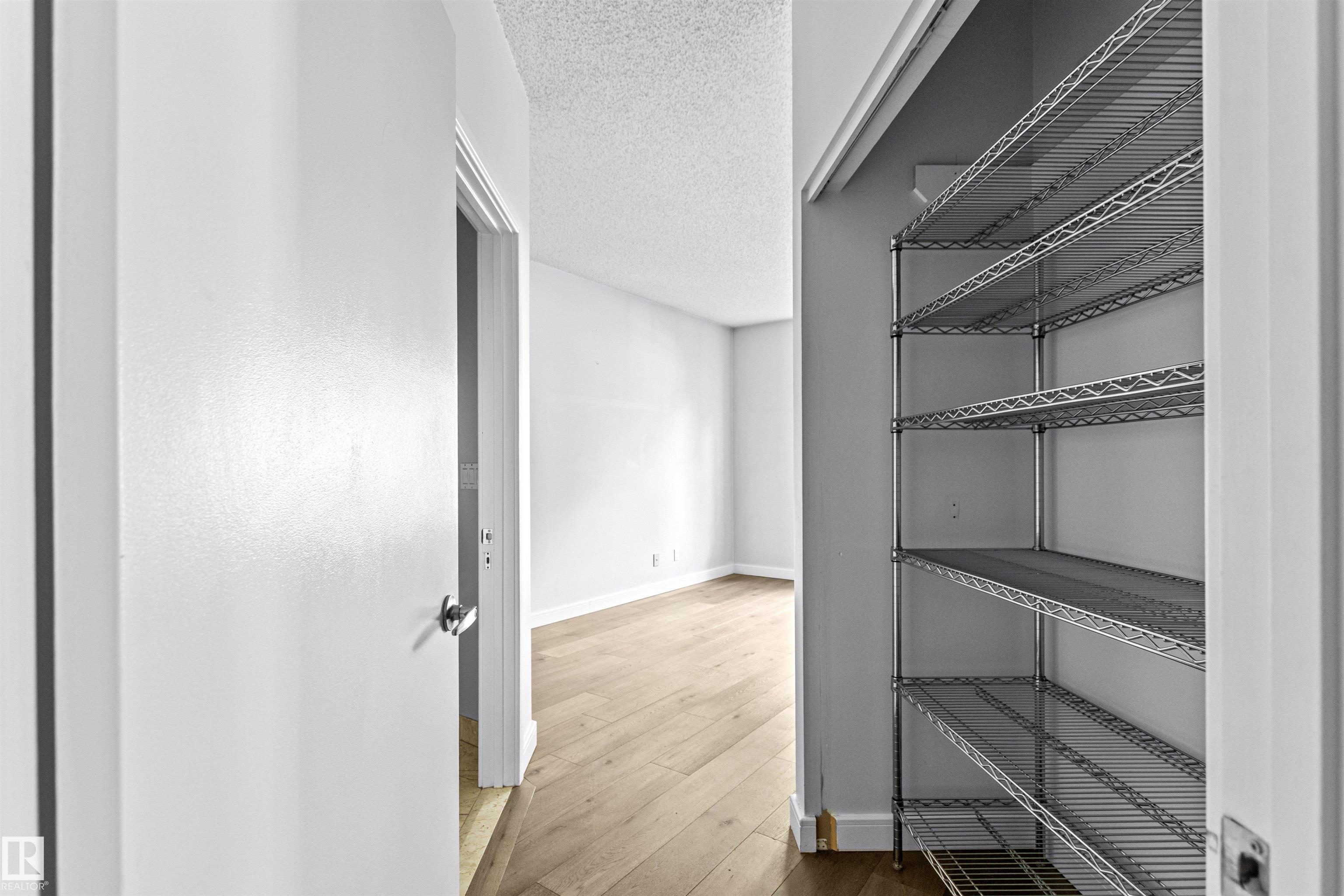 Photo 42 at 204 - 11415 100 Avenue NW, Wîhkwêntôwin, Edmonton