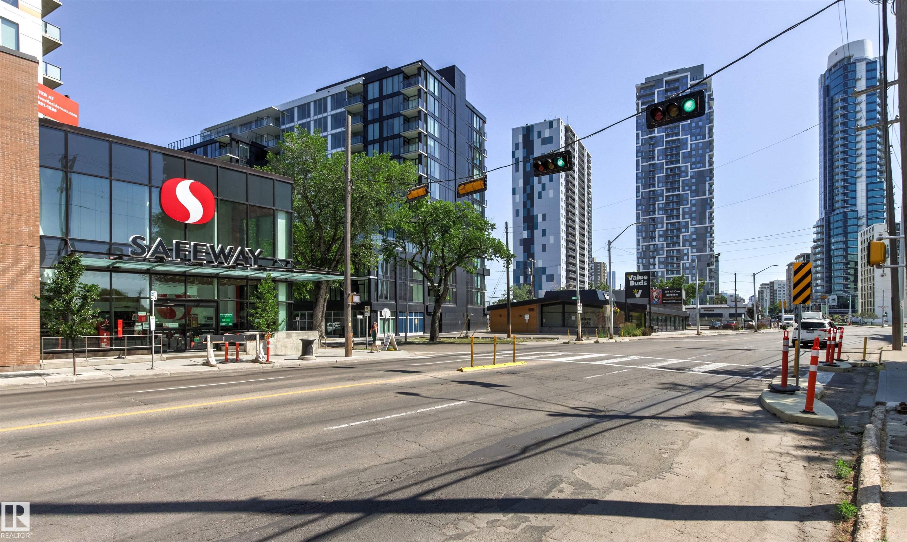 Photo 52 at 204 - 11415 100 Avenue NW, Wîhkwêntôwin, Edmonton