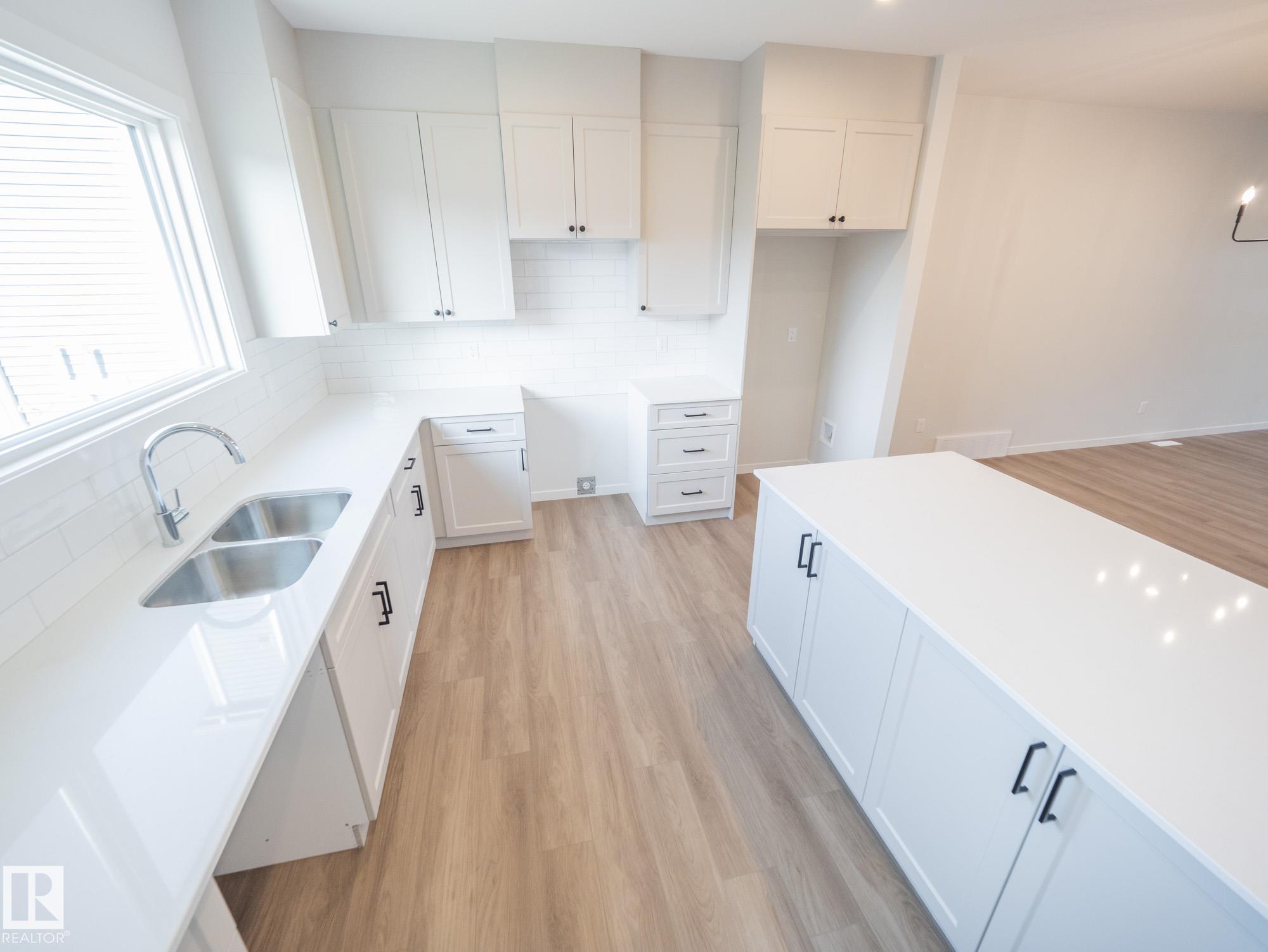 Photo 11 at 3 Eton Link, Easton, Spruce Grove