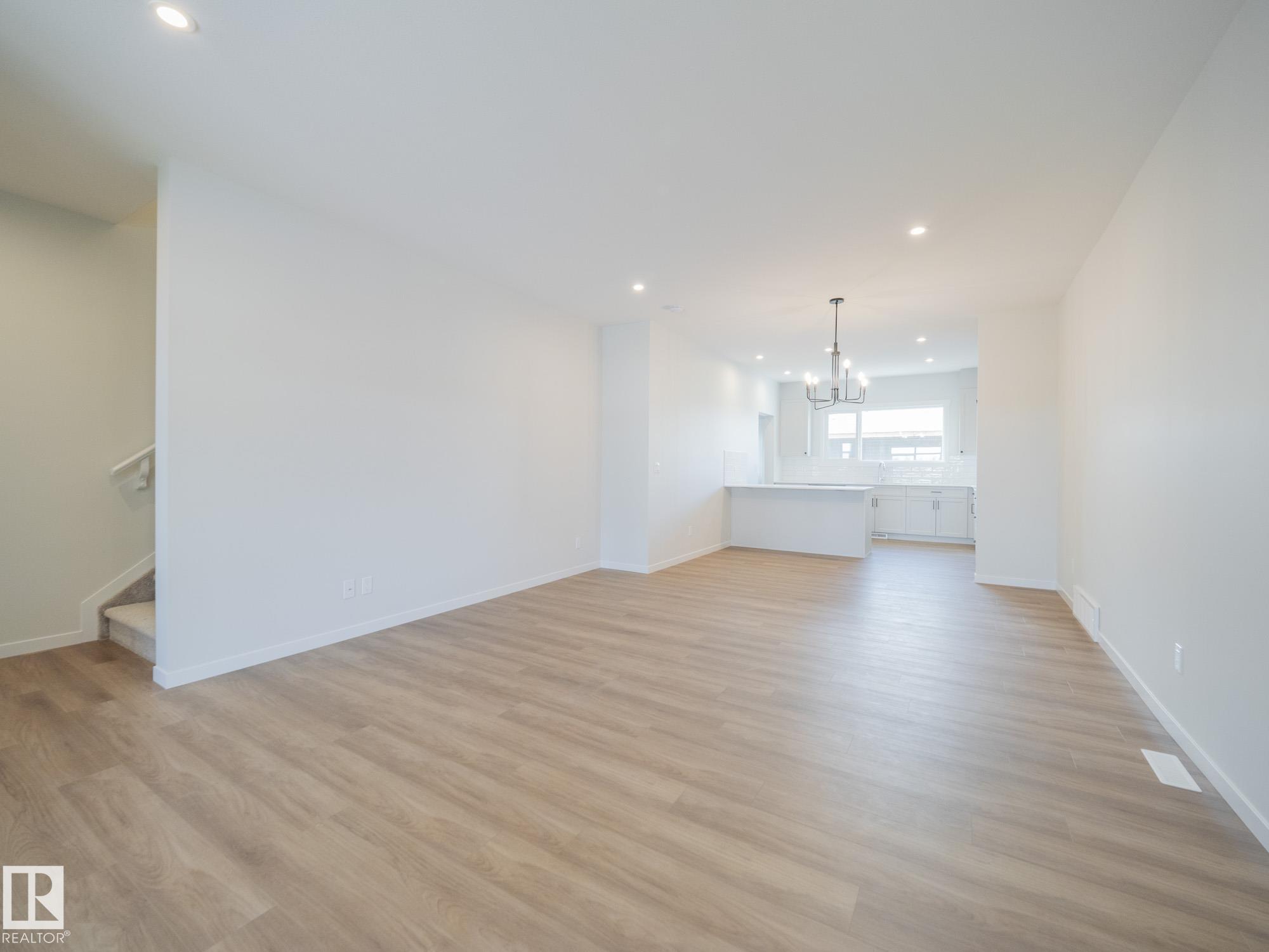 Photo 4 at 3 Eton Link, Easton, Spruce Grove