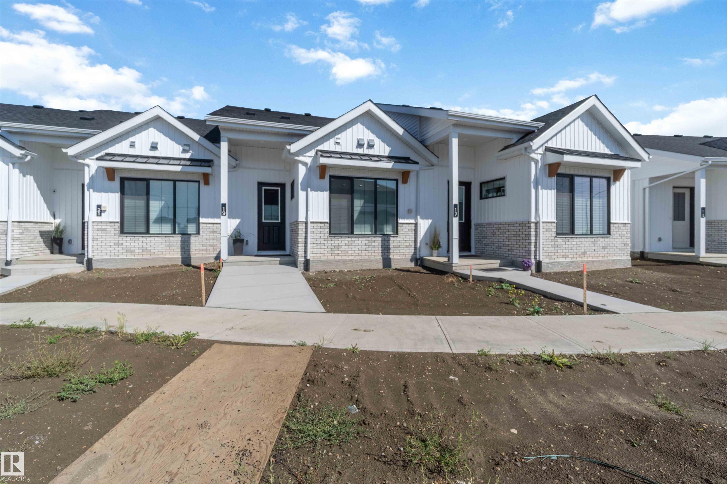 19 Deer Meadow Crescent, South Fort, Fort Saskatchewan 