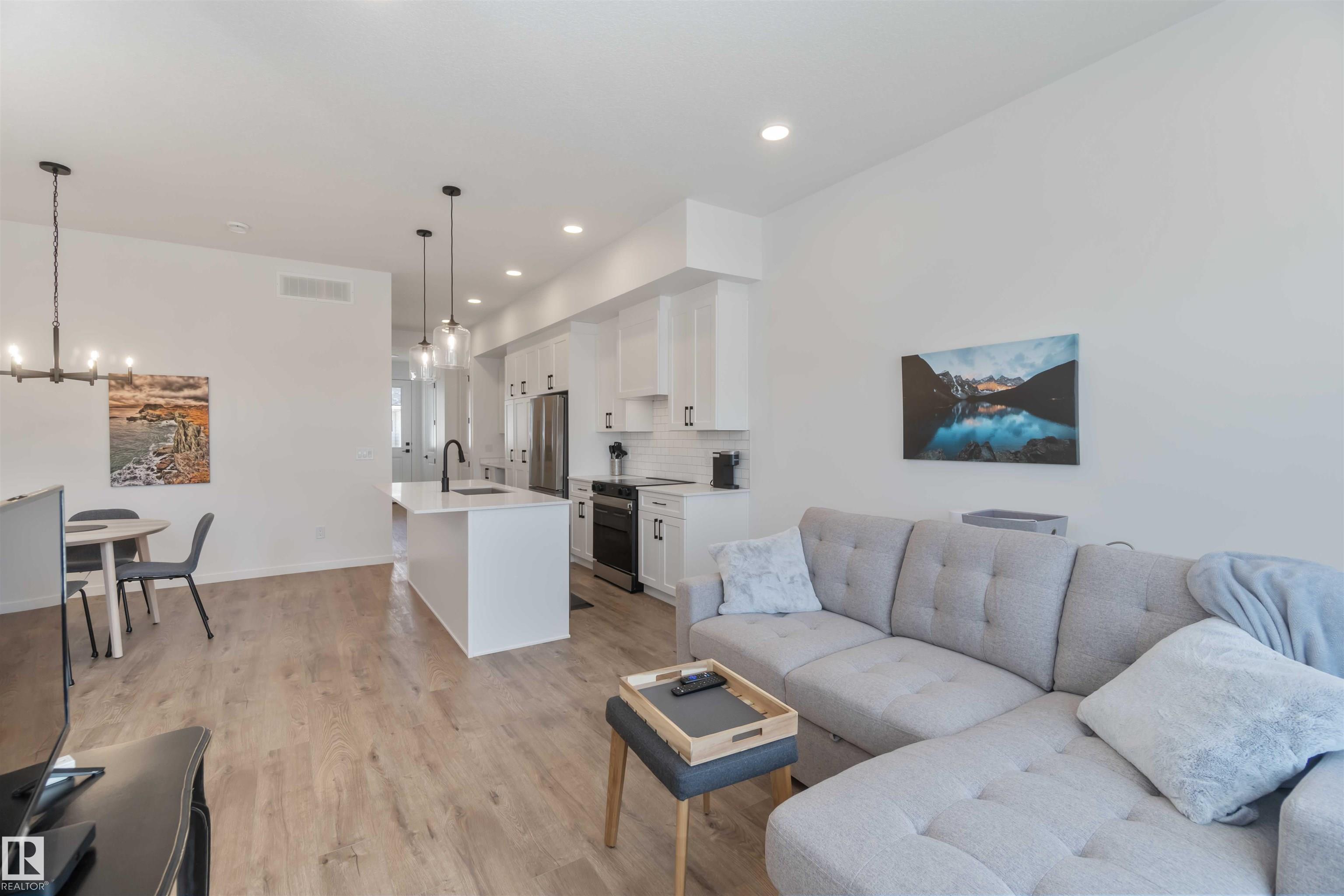 Photo 7 at 19 Deer Meadow Crescent, South Fort, Fort Saskatchewan