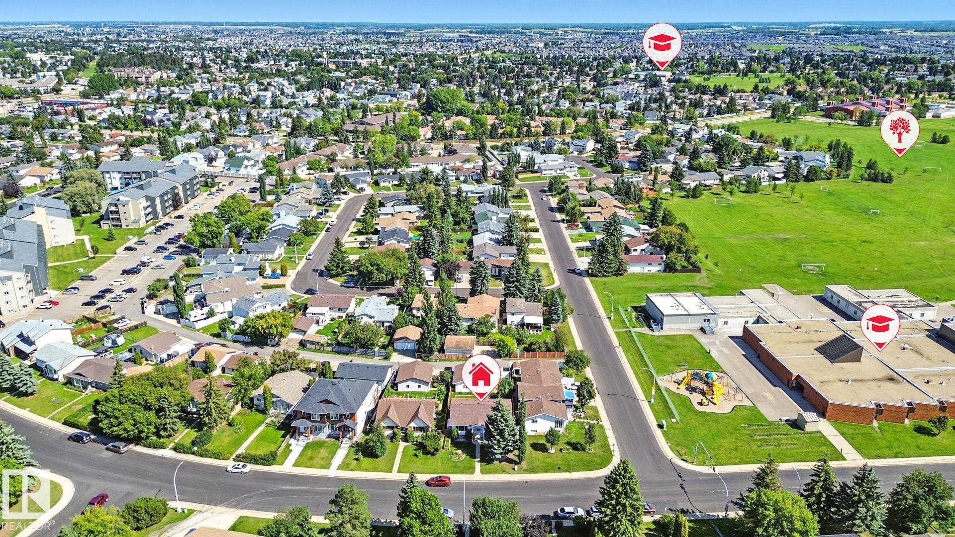 http://cdnparap120.paragonrels.com/ParagonImages/Property/p12/RAE/225366741/32/0/0/bd19004e3b222fe7166804cbd86f3613/1/db4579763d85c8f5ce6fa33dc57e03e7/225366741-00c76815-e54b-450c-9bfa-ed17f2e4d411.JPG