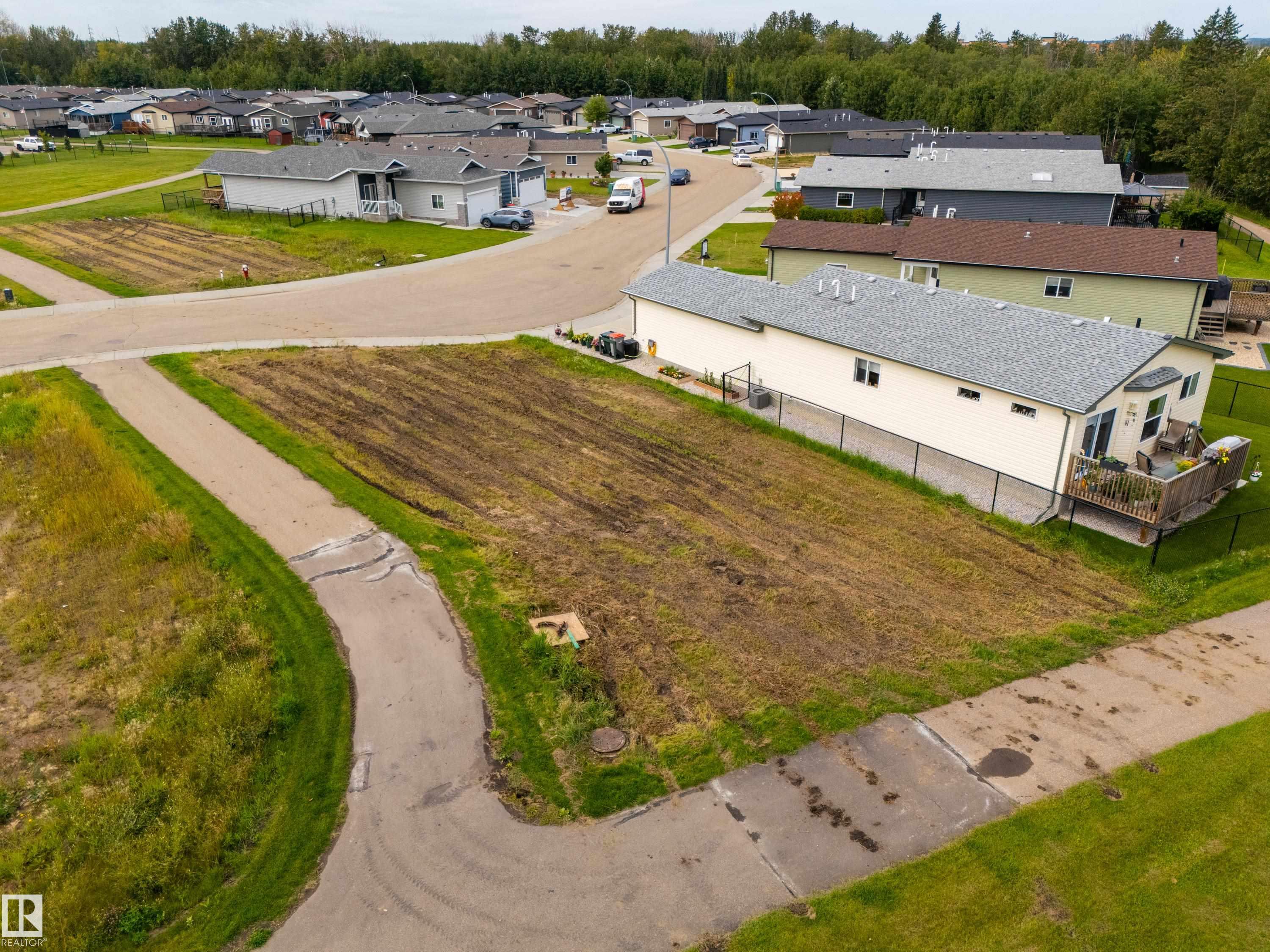 Photo 4 at 30 Sun Meadows Close, Sun Meadows, Stony Plain