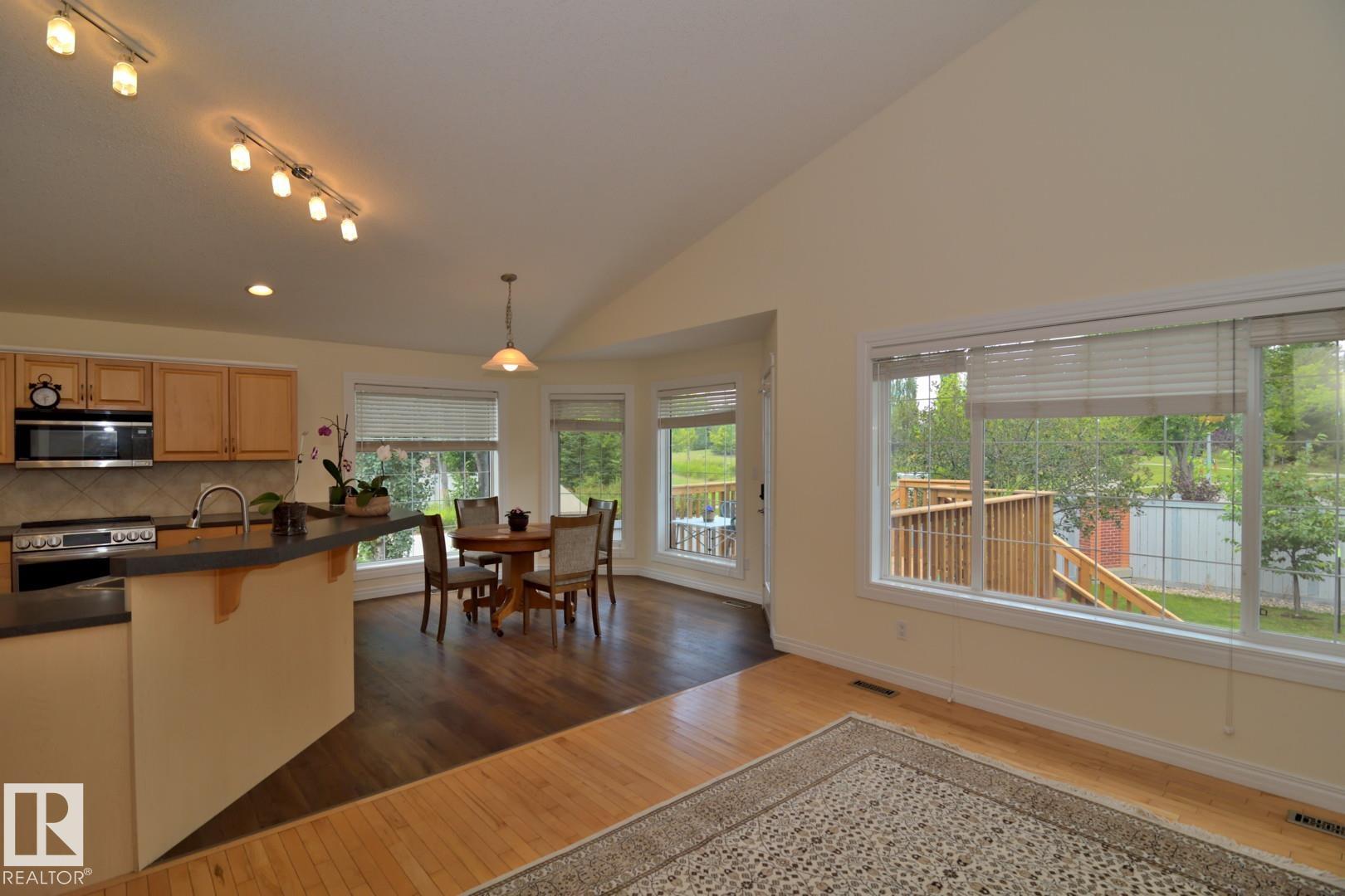 Photo 15 at 60 Lauralcrest Place, Lacombe Park, St. Albert