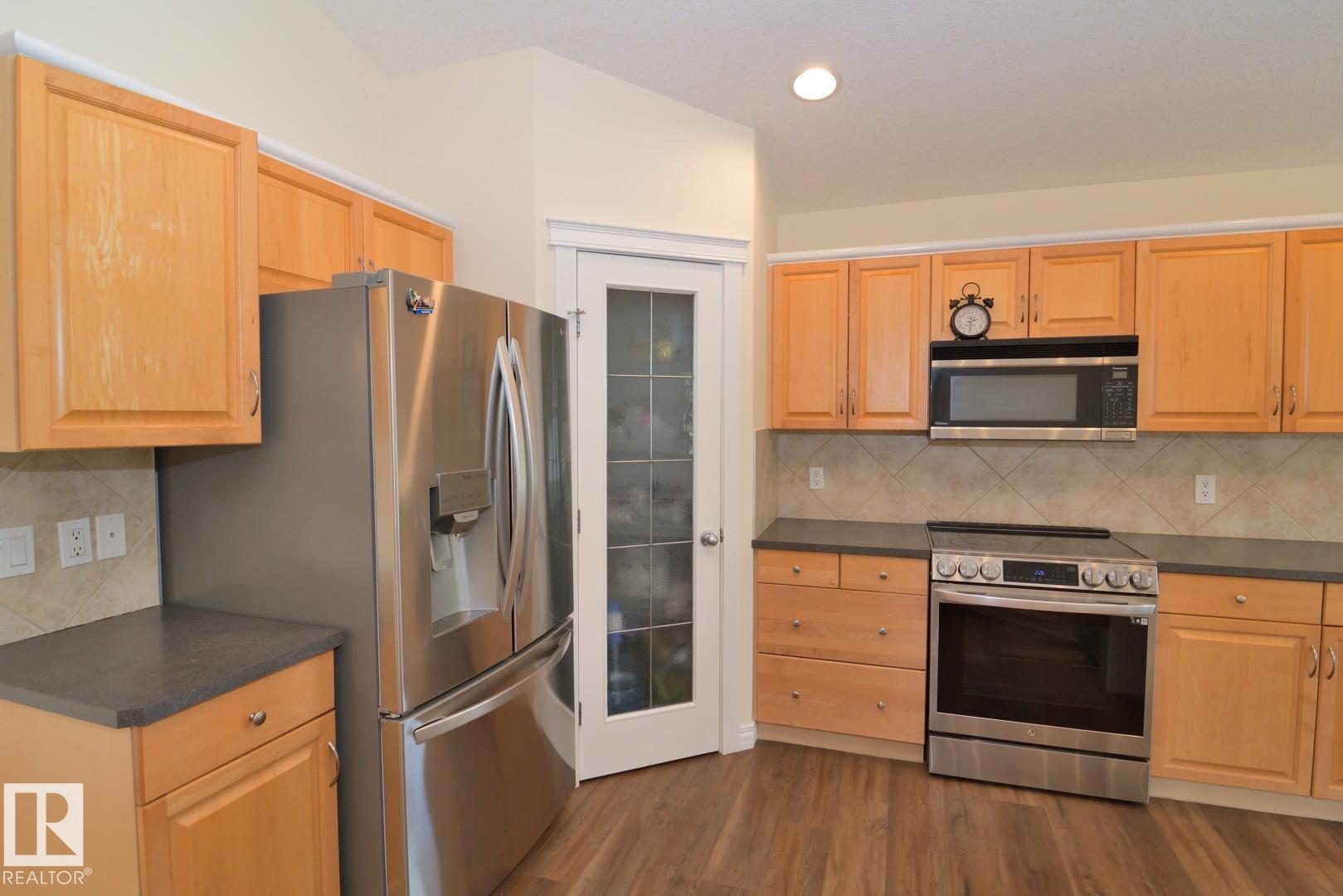 Photo 16 at 60 Lauralcrest Place, Lacombe Park, St. Albert
