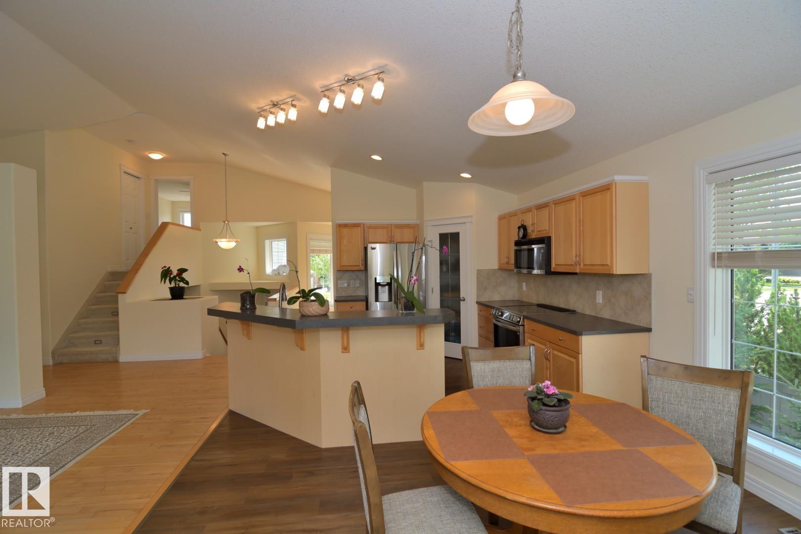 Photo 24 at 60 Lauralcrest Place, Lacombe Park, St. Albert