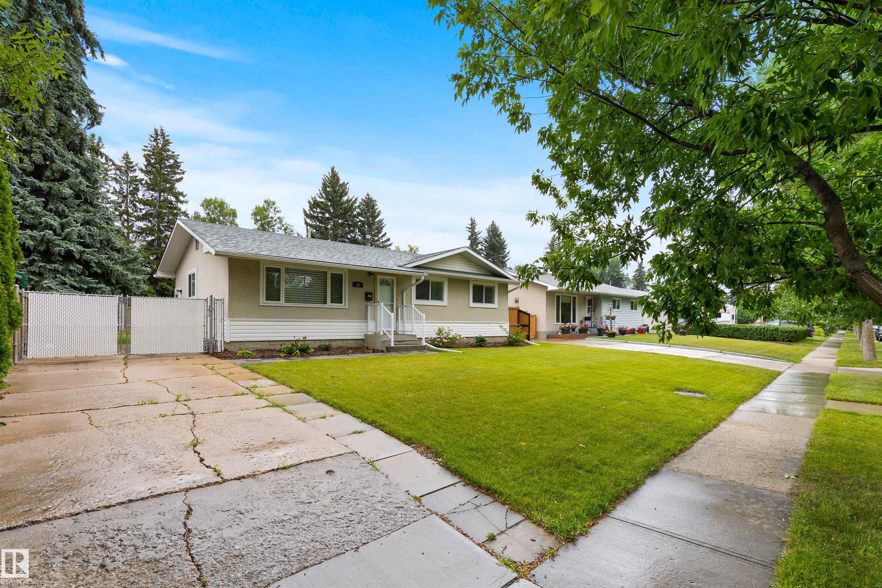 Photo 2 at 35 Stanley Drive, Sturgeon Heights, St. Albert