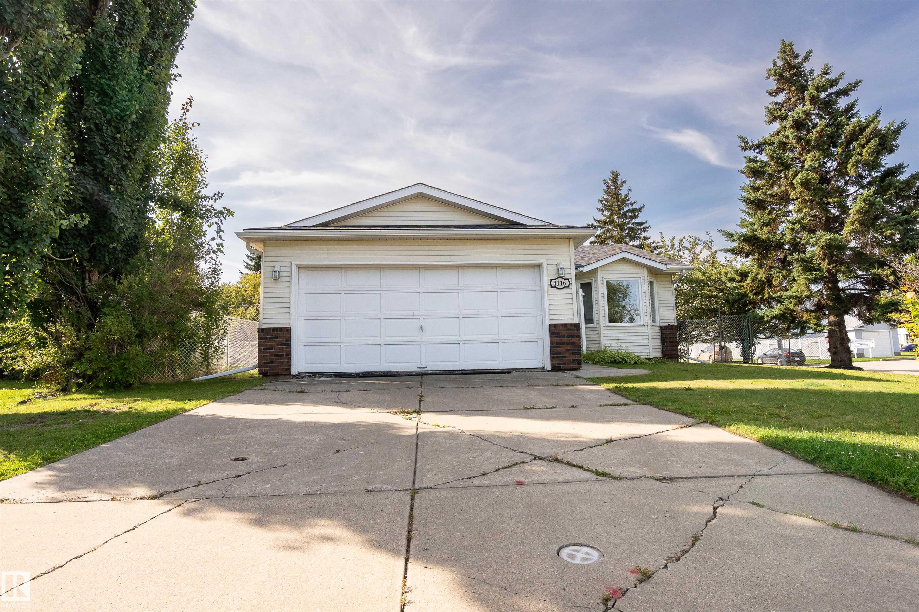 4116 44 Avenue, St. Andrews, Stony Plain 