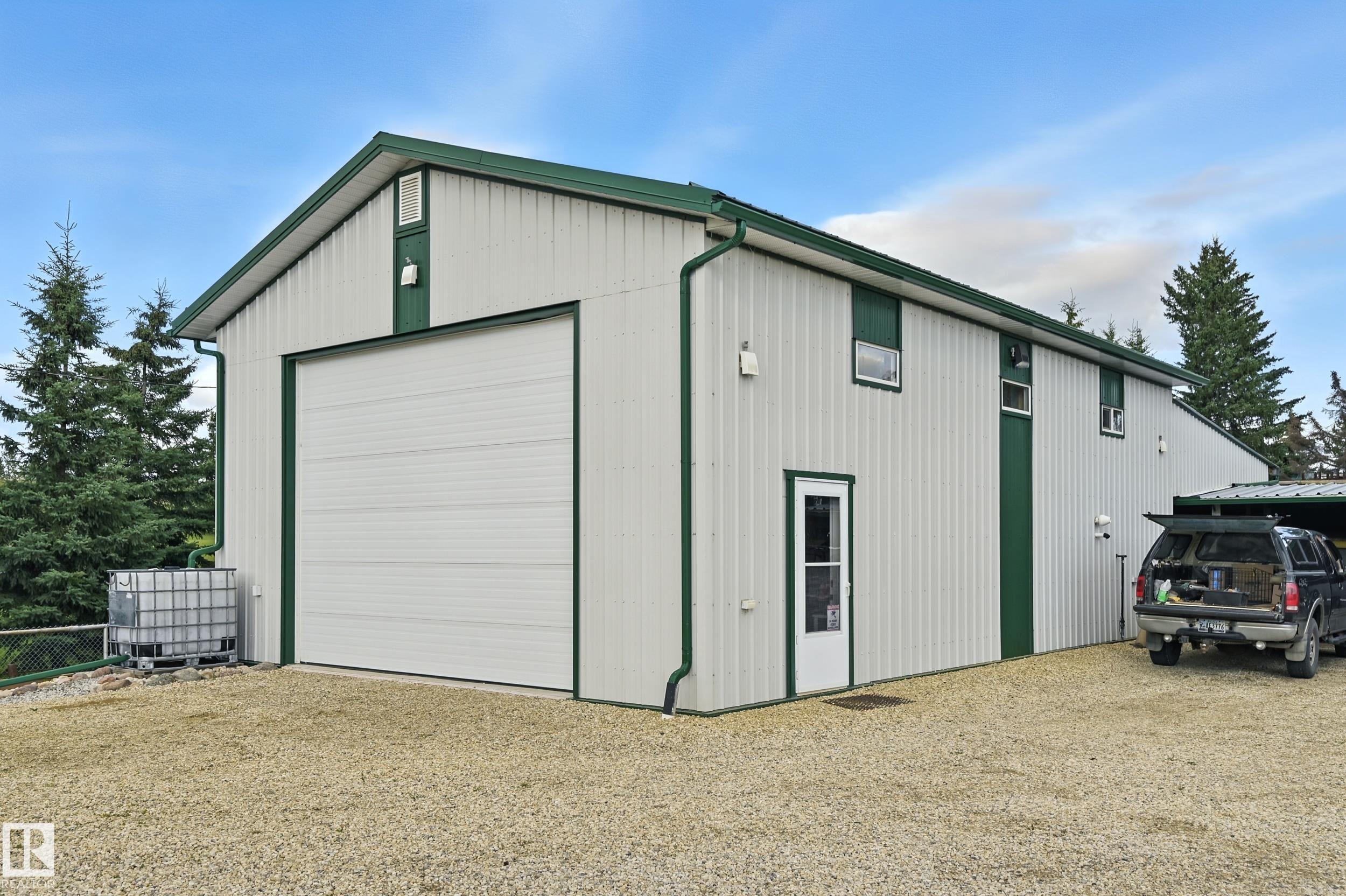 Photo 5 at 53110 Rge Road 12, None, Rural Parkland County