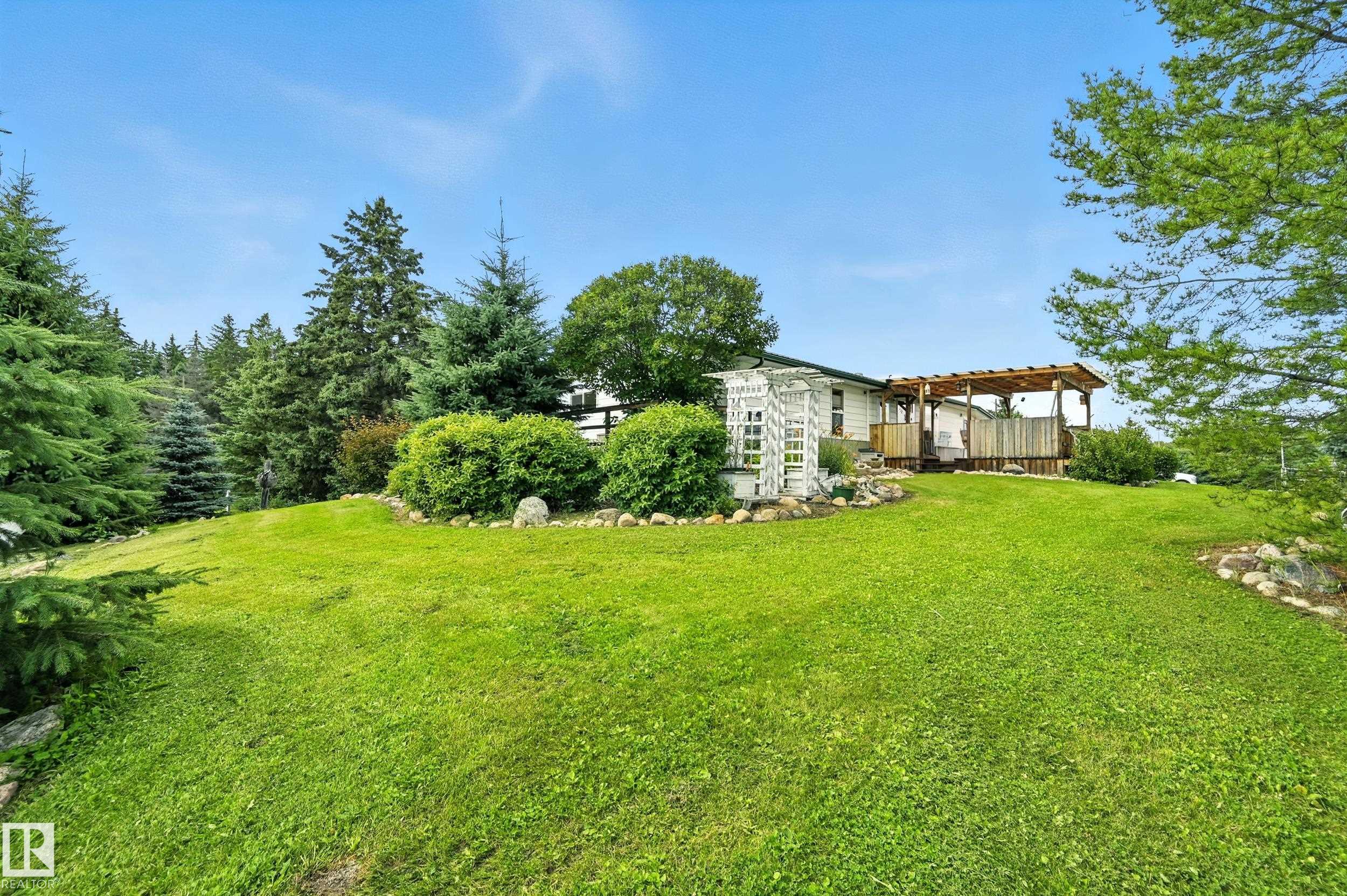 Photo 7 at 53110 Rge Road 12, None, Rural Parkland County