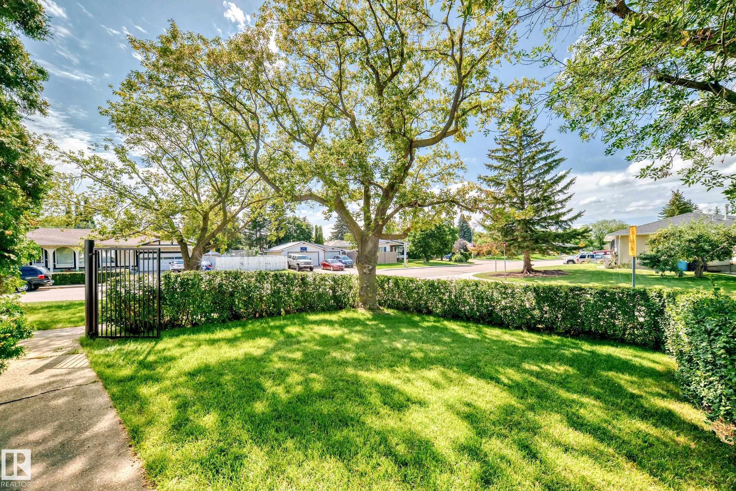 Photo 12 at 1005 Strathcona Drive, Westboro, Sherwood Park