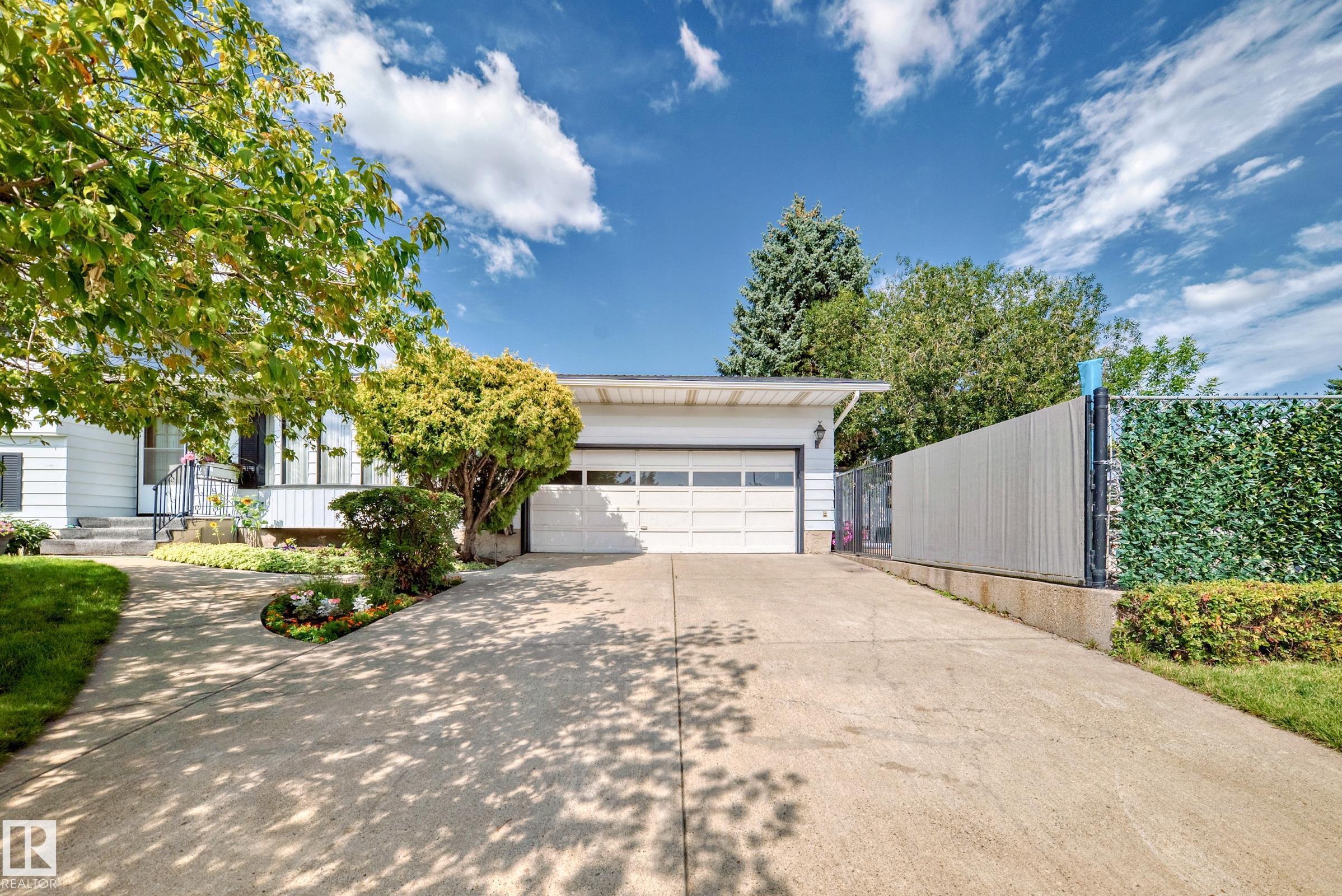 Photo 49 at 1005 Strathcona Drive, Westboro, Sherwood Park