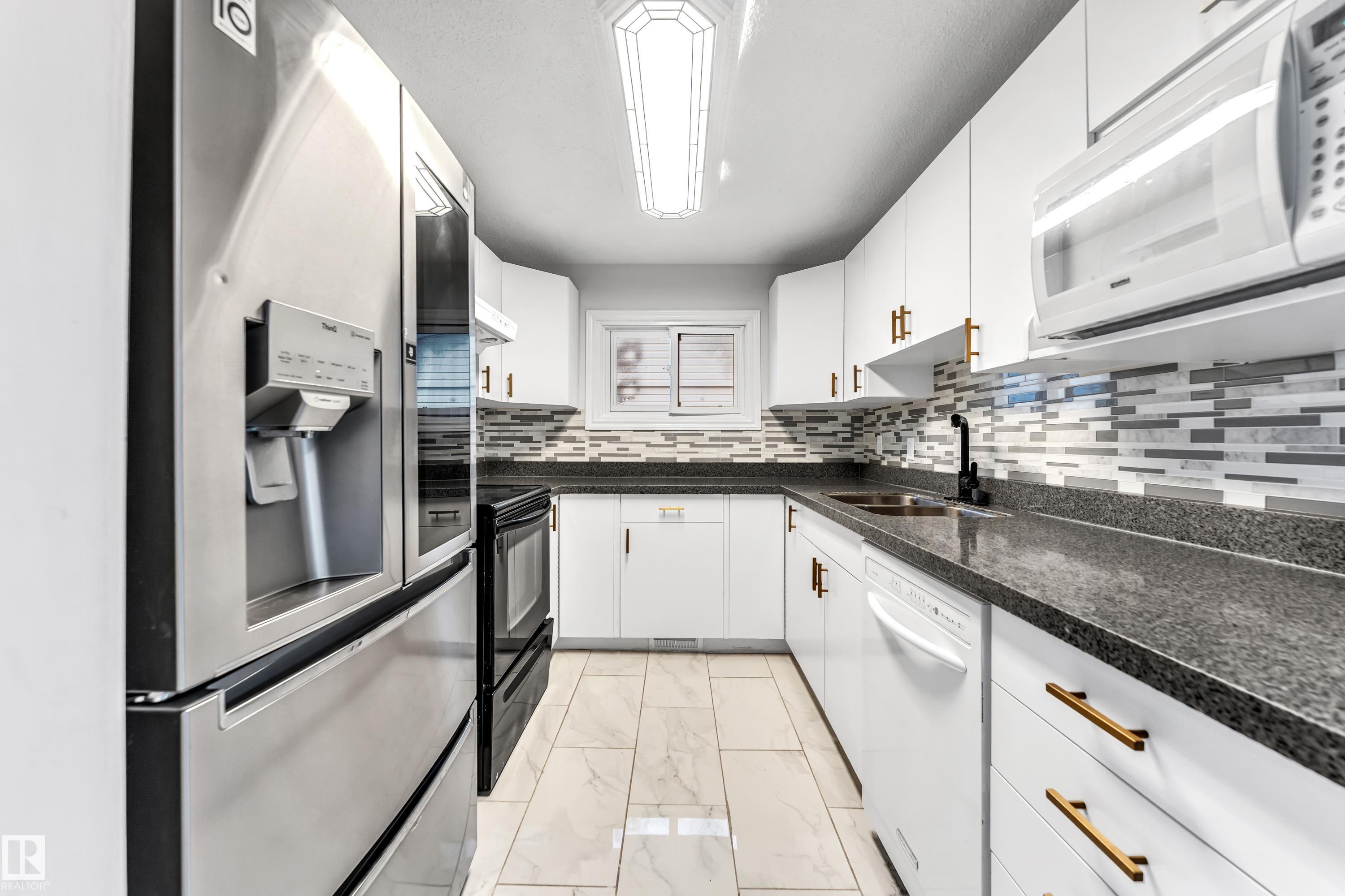 Photo 7 at 79 Garnet Crescent, Glen Allan, Sherwood Park